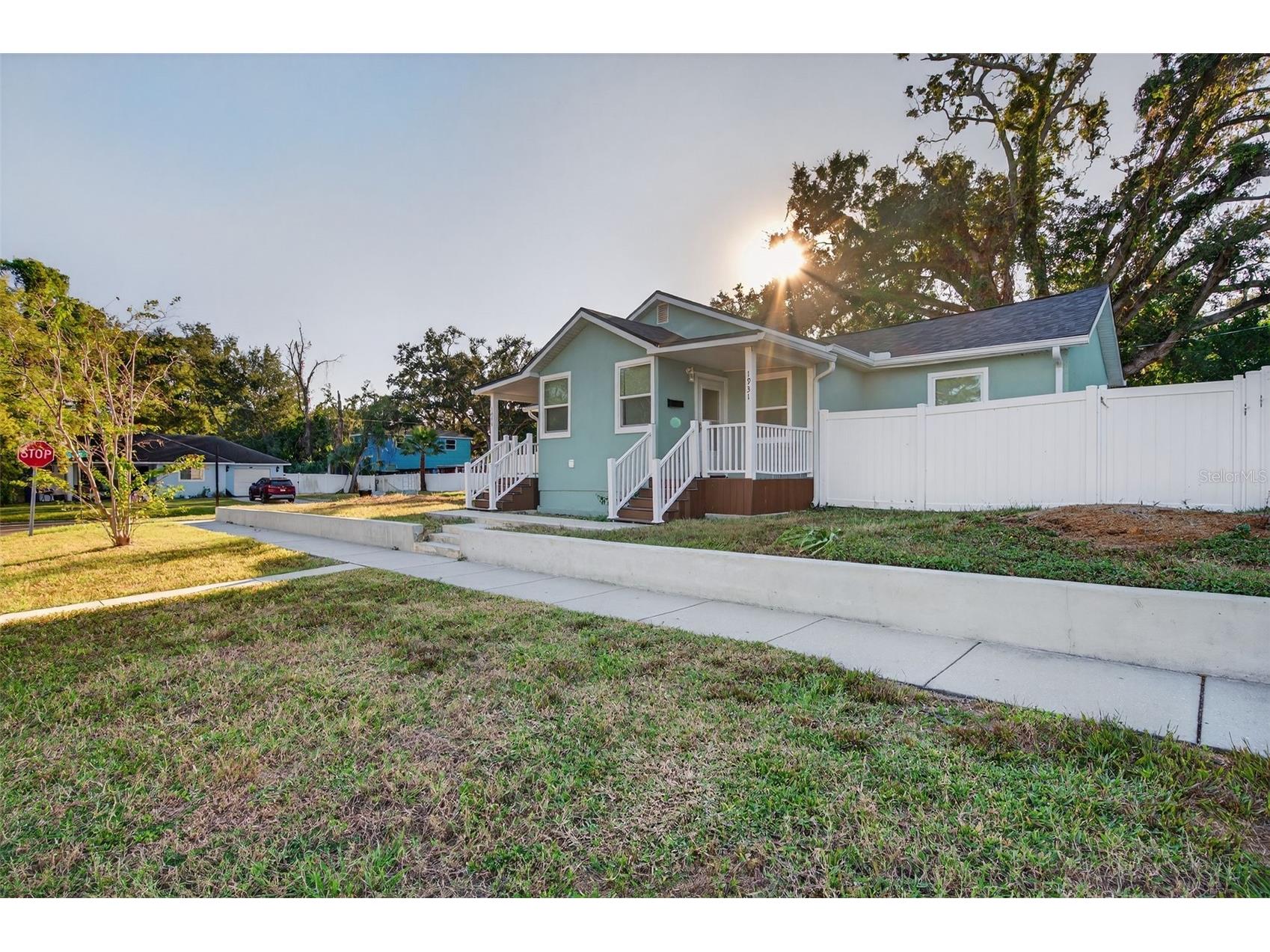 1933 10th Street S Saint Petersburg FL 33705 TB8465740 image26