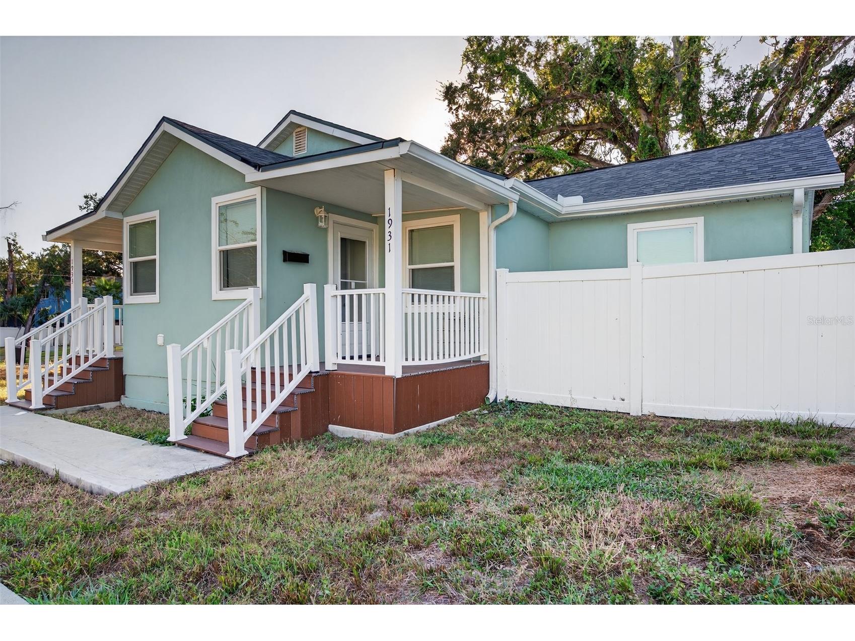 1933 10th Street S Saint Petersburg FL 33705 TB8465740 image27