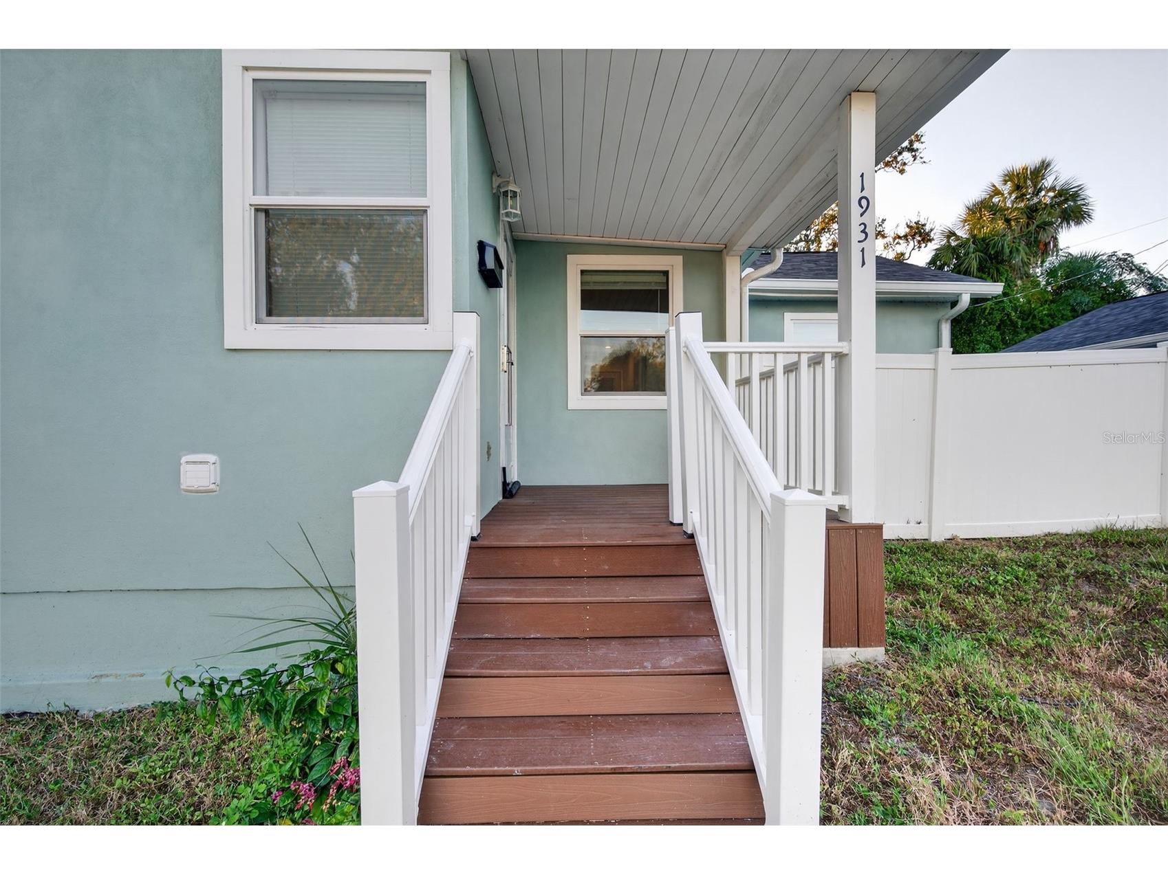 1933 10th Street S Saint Petersburg FL 33705 TB8465740 image29