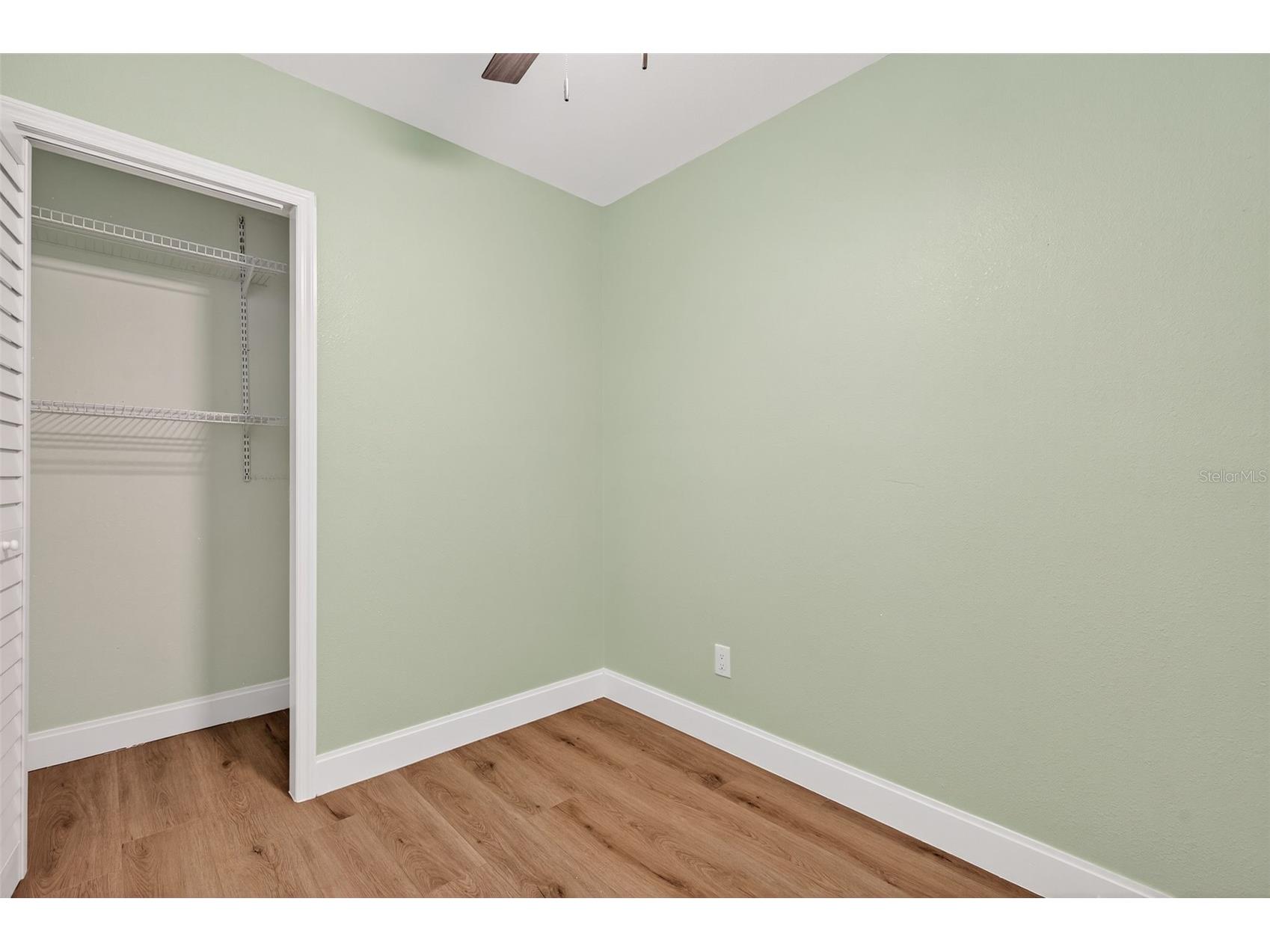 1933 10th Street S Saint Petersburg FL 33705 TB8465740 image43