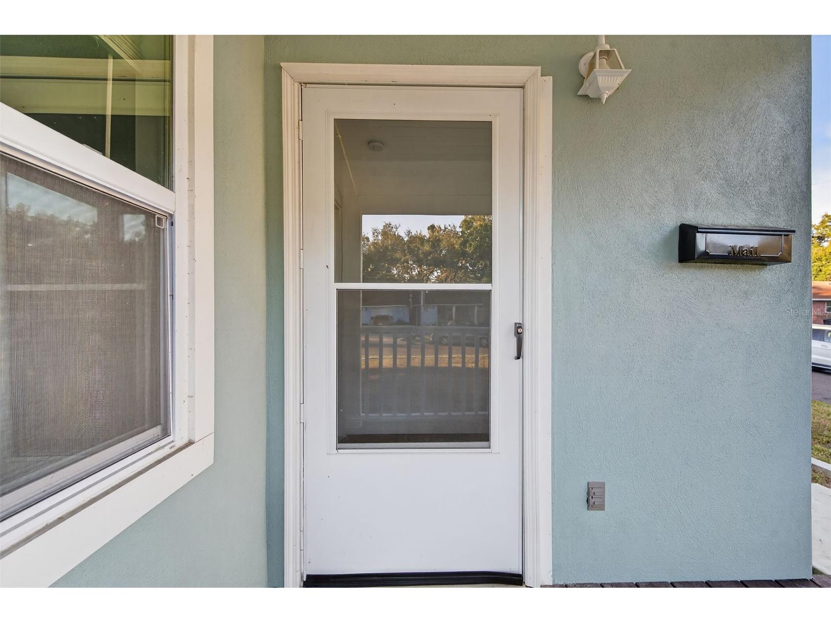 1933 10th Street S Saint Petersburg FL 33705 TB8465740 image6