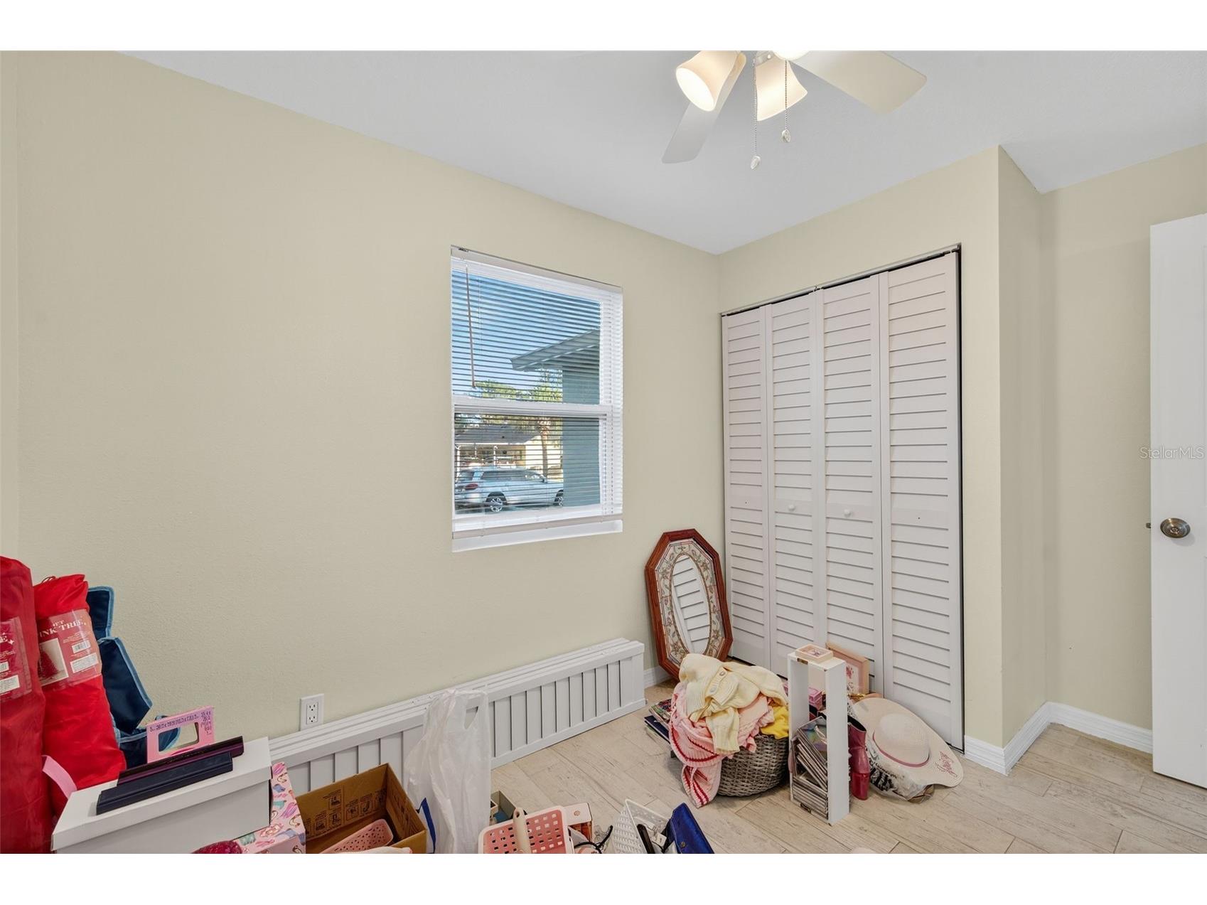 1933 10th Street S Saint Petersburg FL 33705 TB8465740 image60