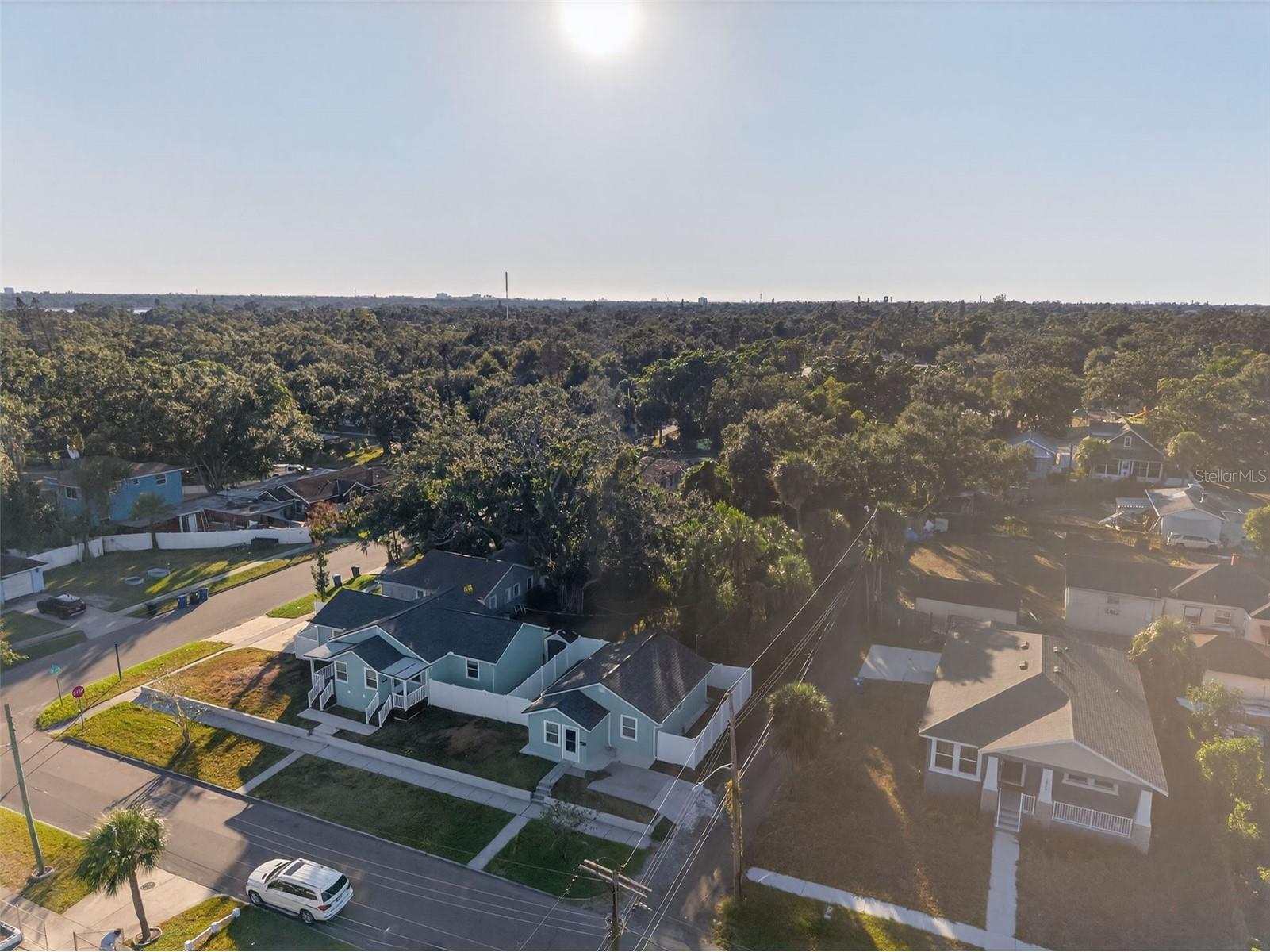 1933 10th Street S Saint Petersburg FL 33705 TB8465740 image70