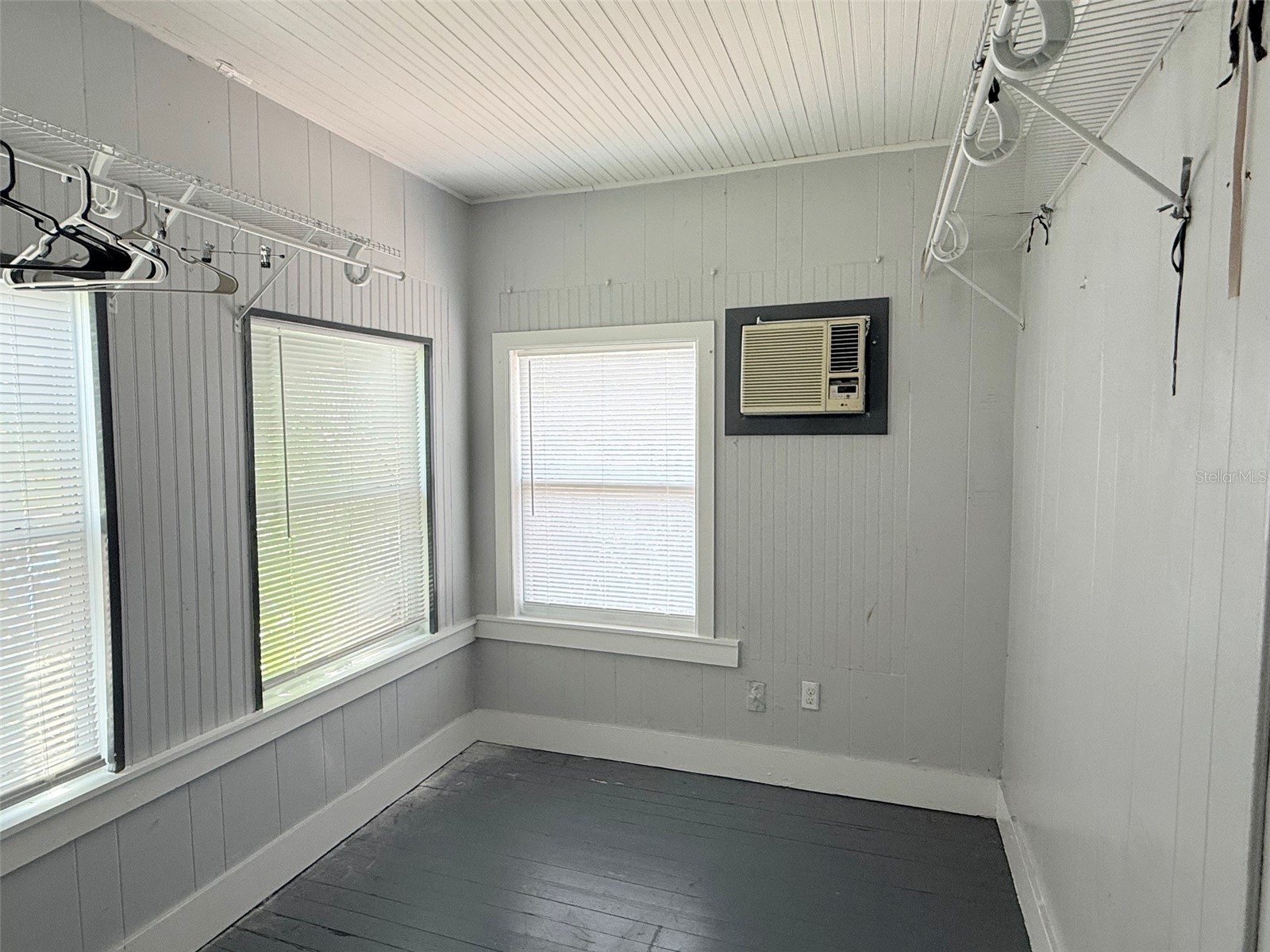 1933 47th Street S Saint Petersburg FL 33711 TB8501151 image22