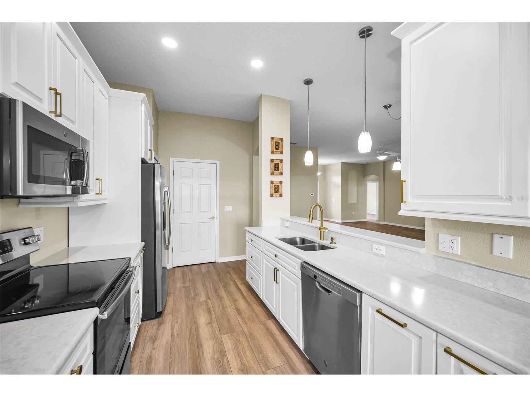 1933 Arbor Knoll Loop Trinity FL 34655 W7884805 image26