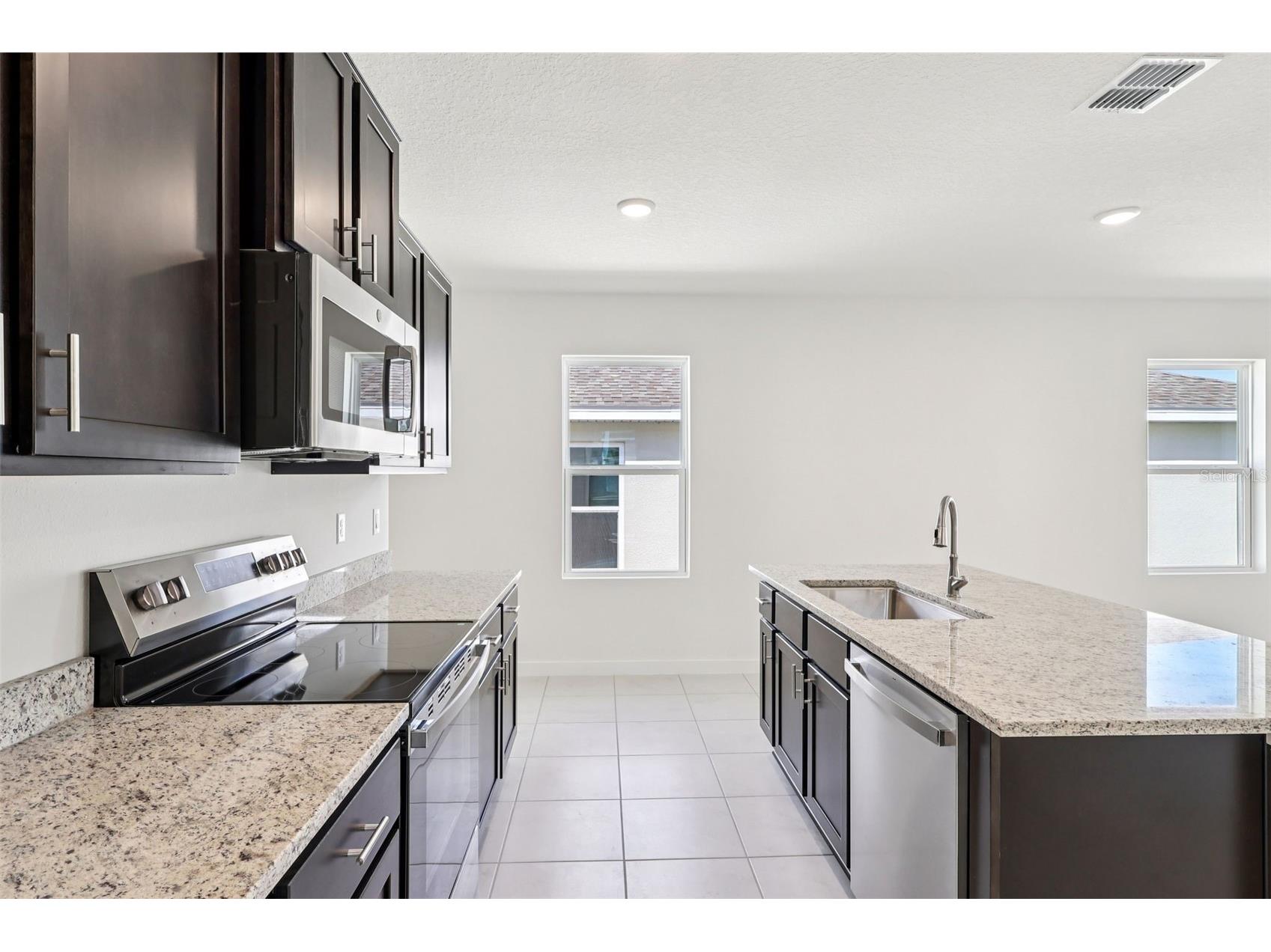 1933 Diamond Head Circle Haines City FL 33844 O6357975 image11