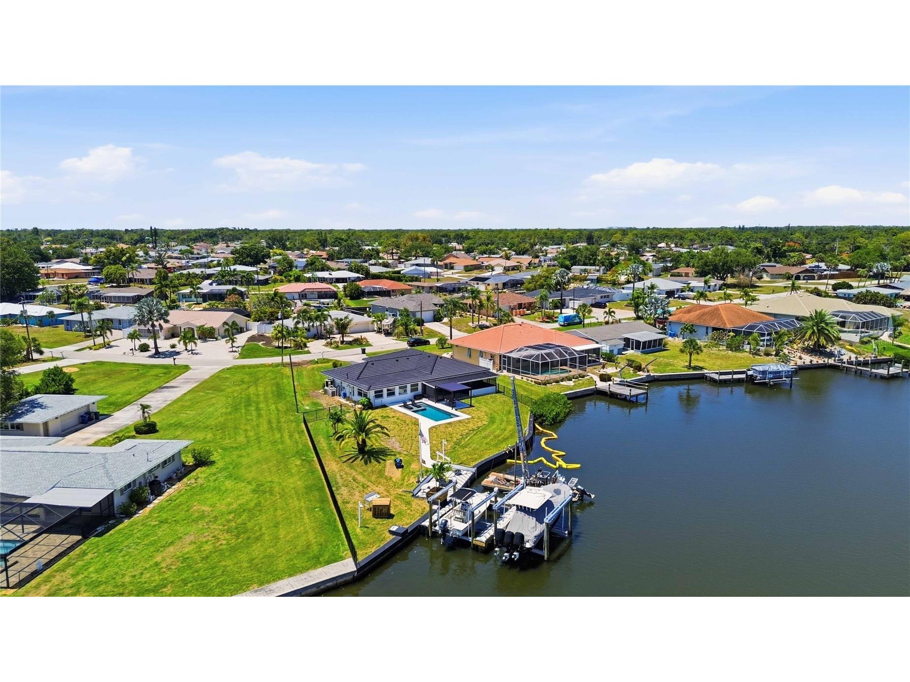 1933 Fairview Drive Englewood FL 34223 - FORKED CREEK N6144354 image39
