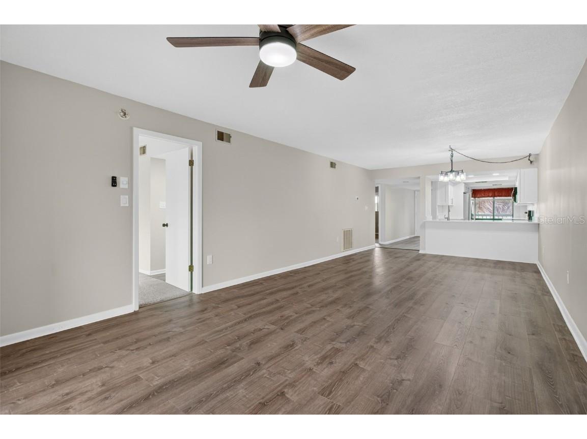 1933 Golfview Drive #1933 Tarpon Springs FL 34689 TB8445798 image11