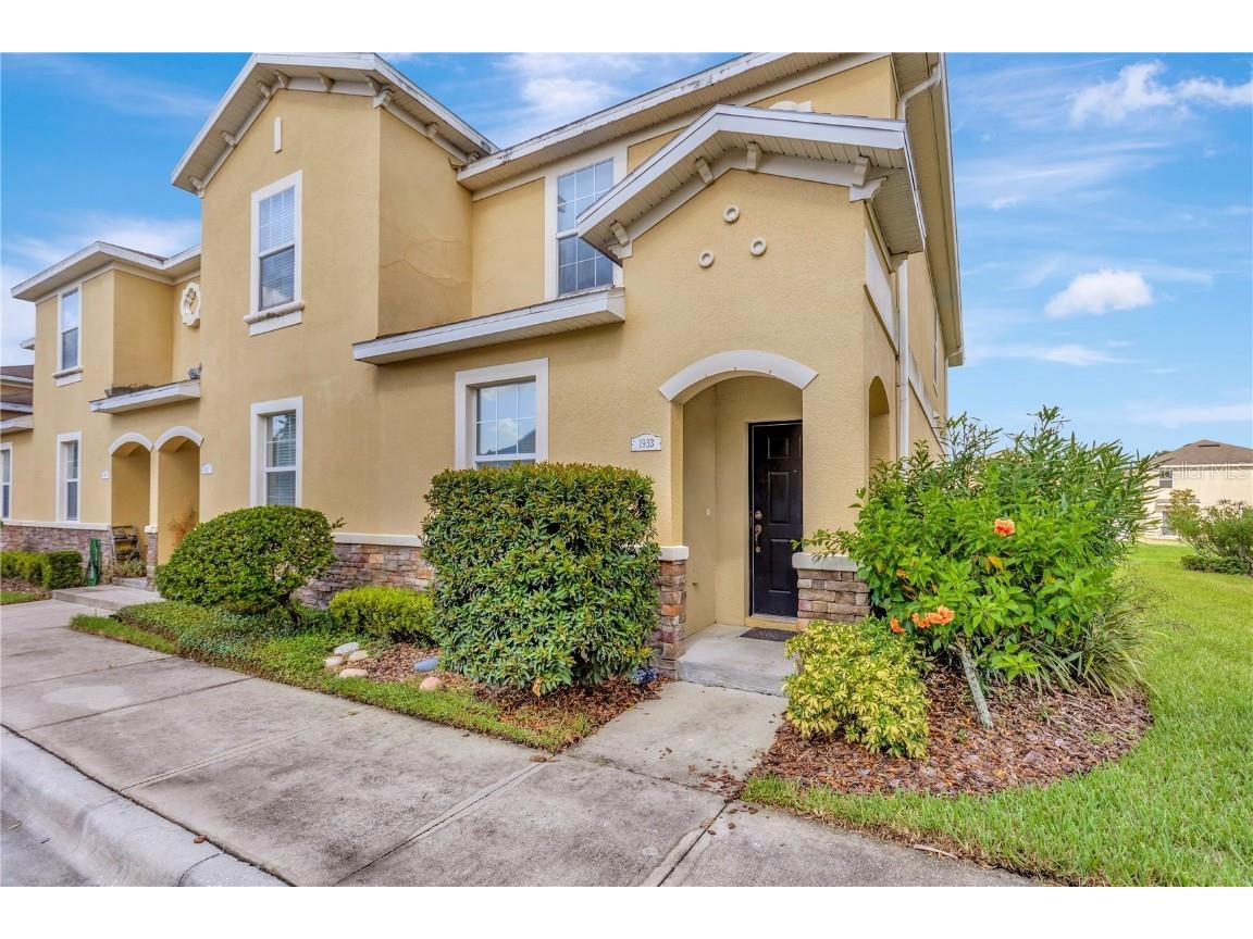 1933 Greenwood Valley Drive Plant City FL 33563 T3468136 image1