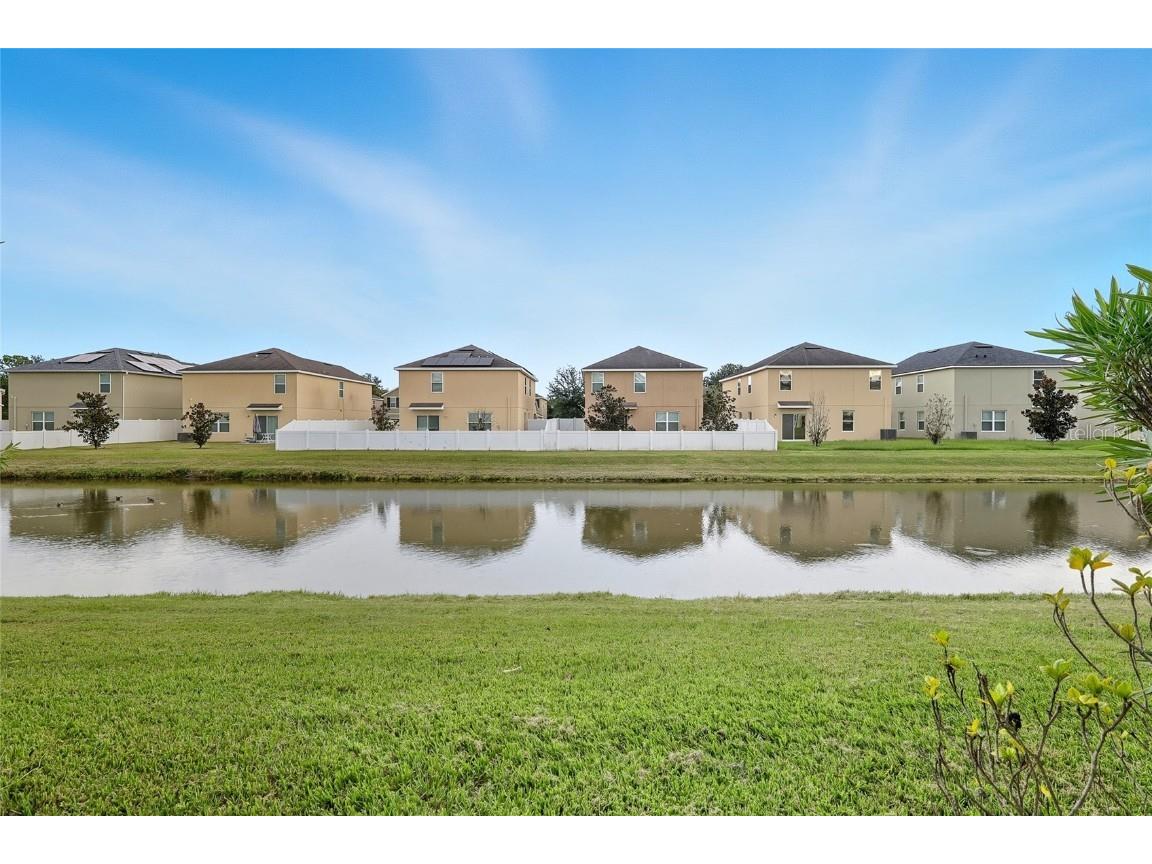 1933 Greenwood Valley Drive Plant City FL 33563 TB8429345 image3