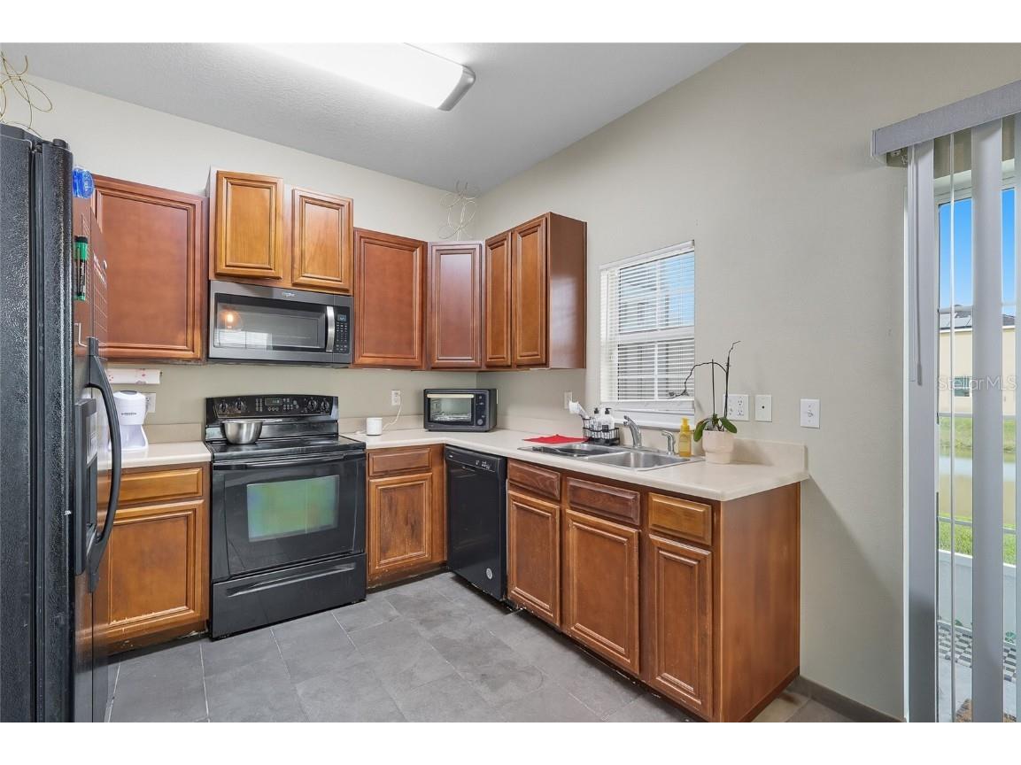 1933 Greenwood Valley Drive Plant City FL 33563 TB8429345 image8