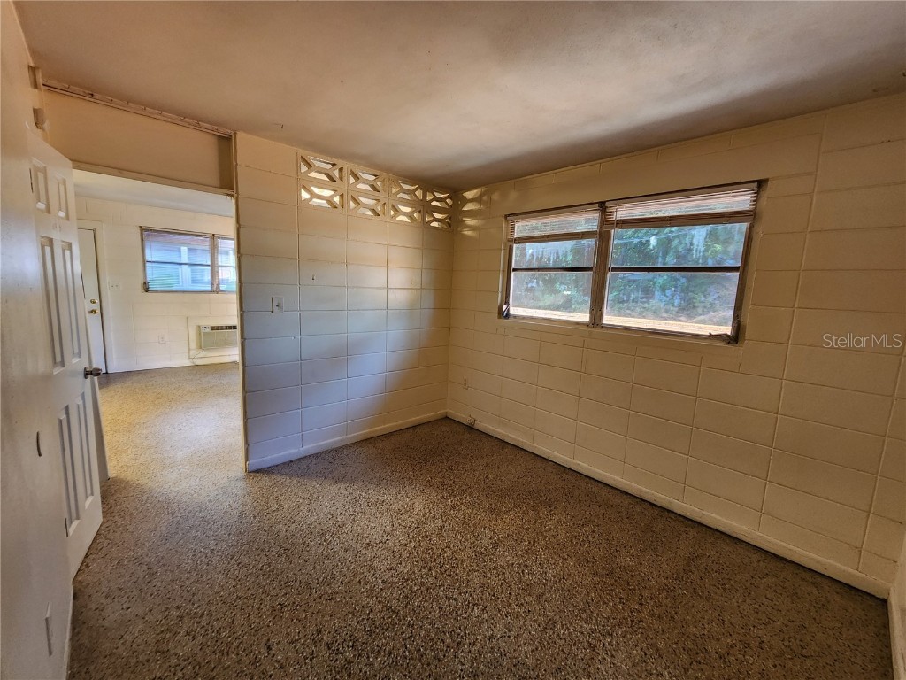 1933 NW 4 Avenue #B Gainesville FL 32603 GC536327 image4