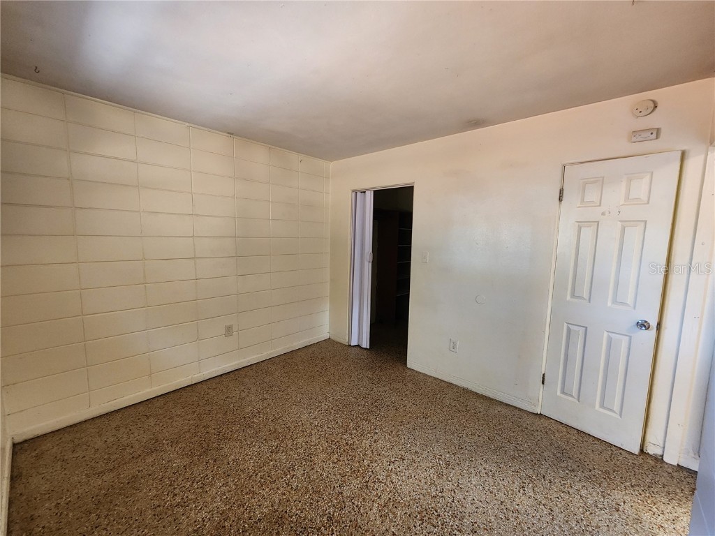 1933 NW 4 Avenue #B Gainesville FL 32603 GC536327 image6