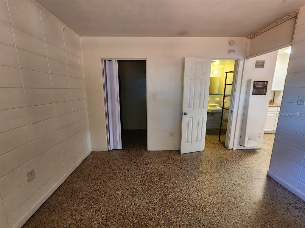 1933 NW 4 Avenue #B Gainesville FL 32603 GC536327 image8