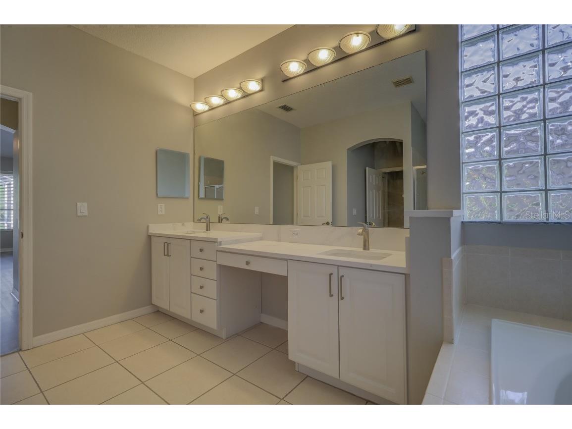 19334 Autumn Woods Avenue Tampa FL 33647 T3544994 image48