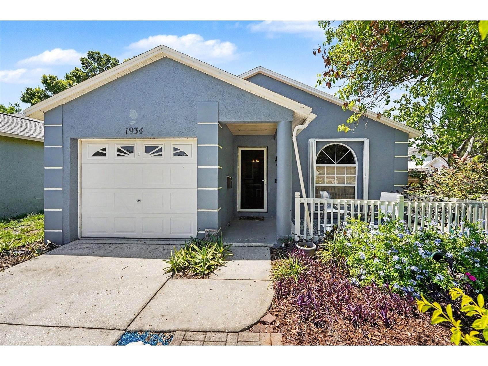 1934 29th Avenue N Saint Petersburg FL 33713 TB8527554 image1