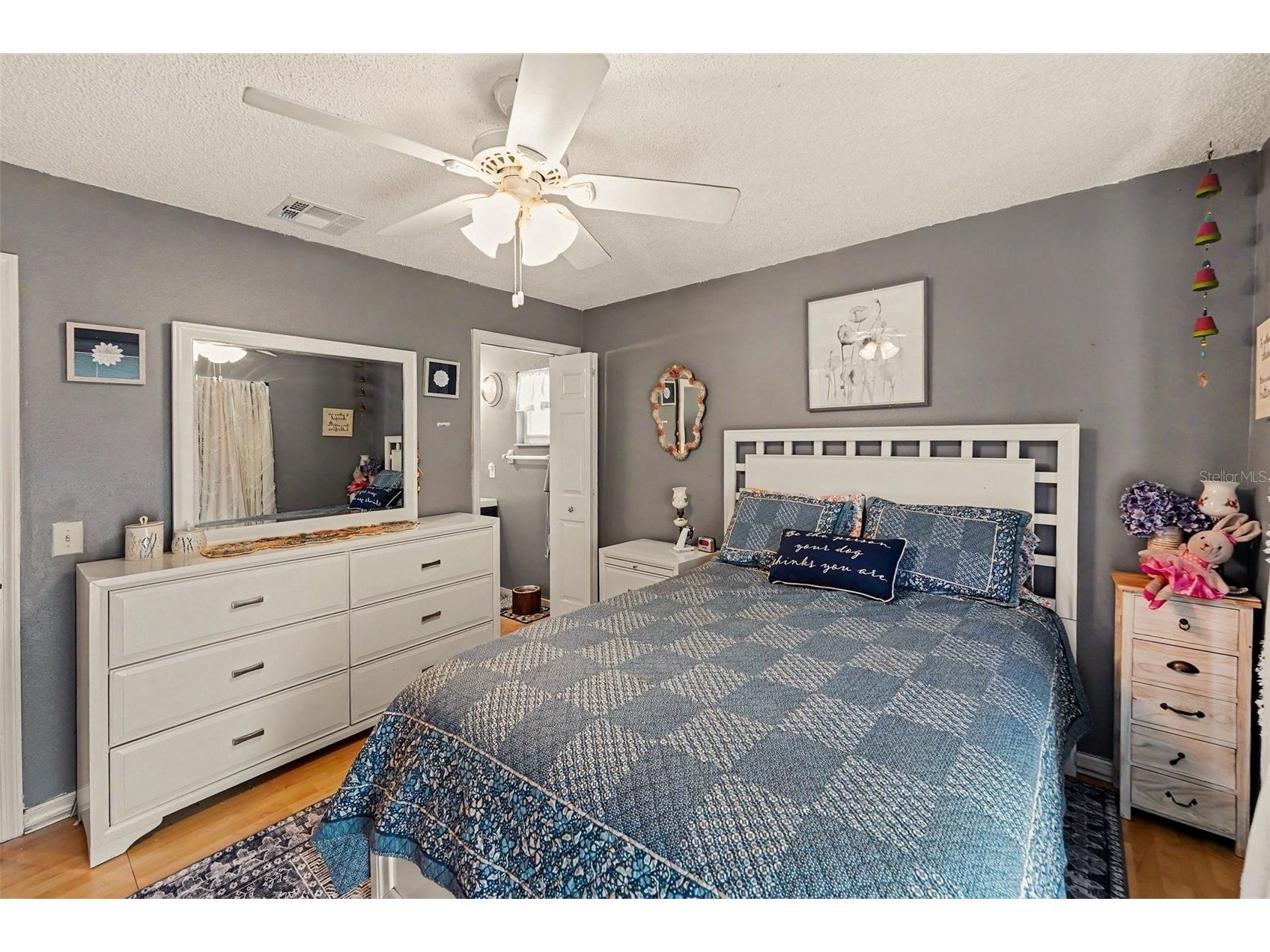 1934 29th Avenue N Saint Petersburg FL 33713 TB8527554 image10