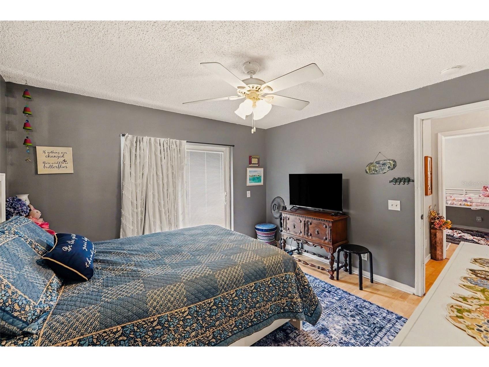1934 29th Avenue N Saint Petersburg FL 33713 TB8527554 image11
