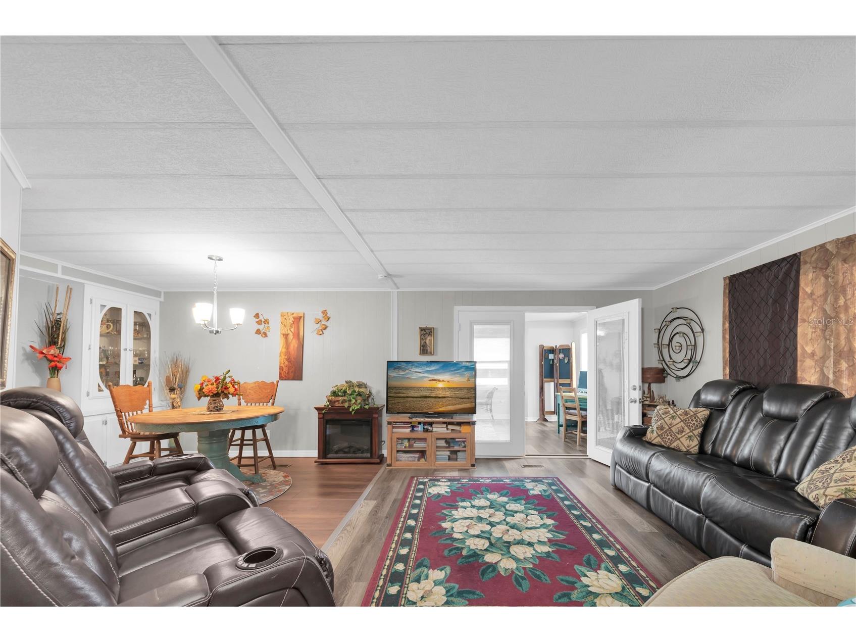 1934 Blue Lake Drive Lakeland FL 33801 - Blue Lake TB8474401 image5