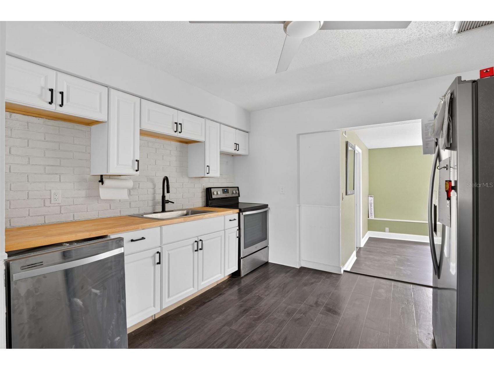 1934 Flamingo Drive North Fort Myers FL 33917 TB8500454 image6