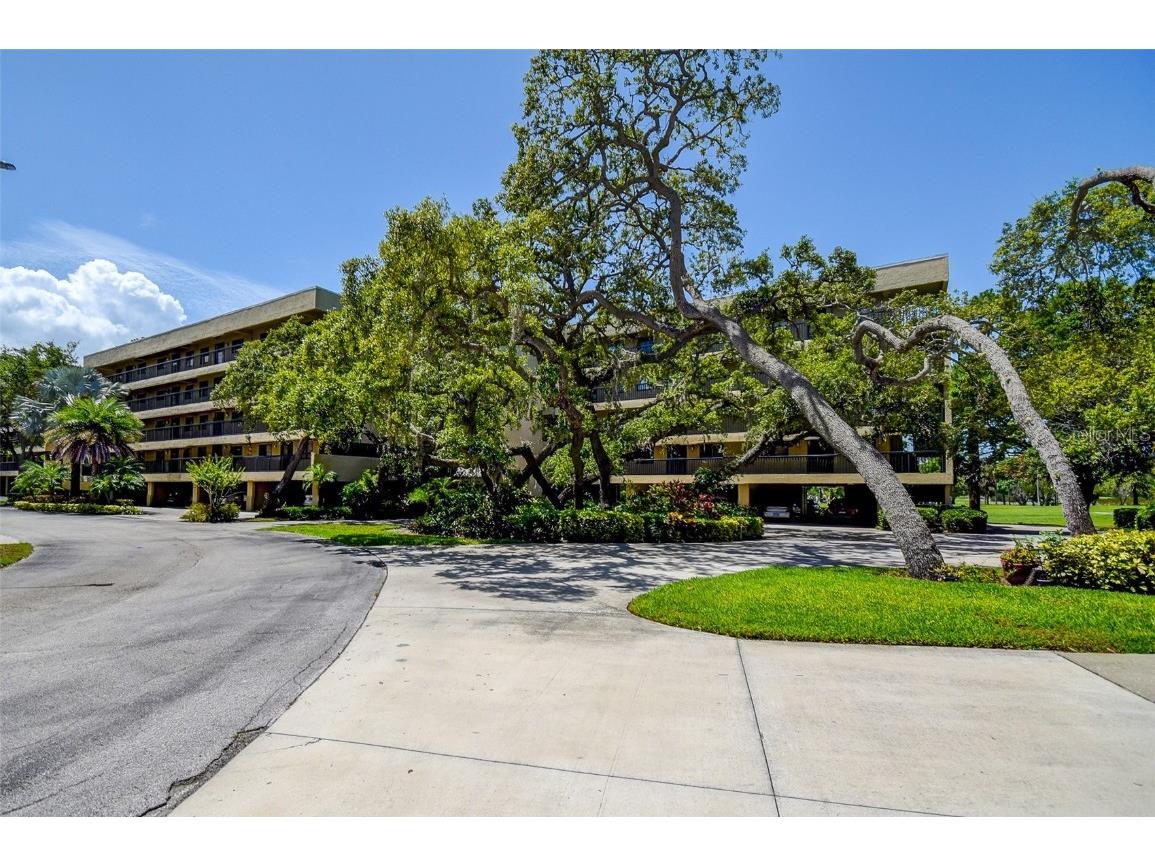 1934 Golfview Drive #1934 Tarpon Springs FL 34689 W7876198 image1