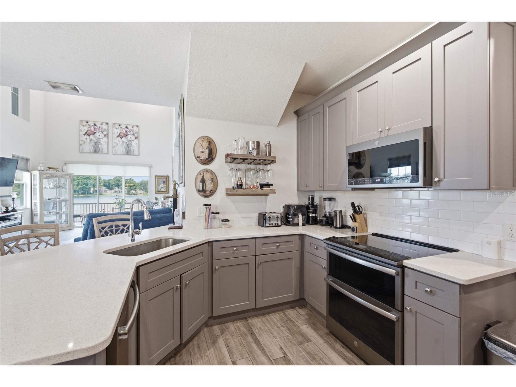 1934 Lake Ridge Boulevard Clearwater FL 33763 - BECKETT LAKE TB8531186 image11
