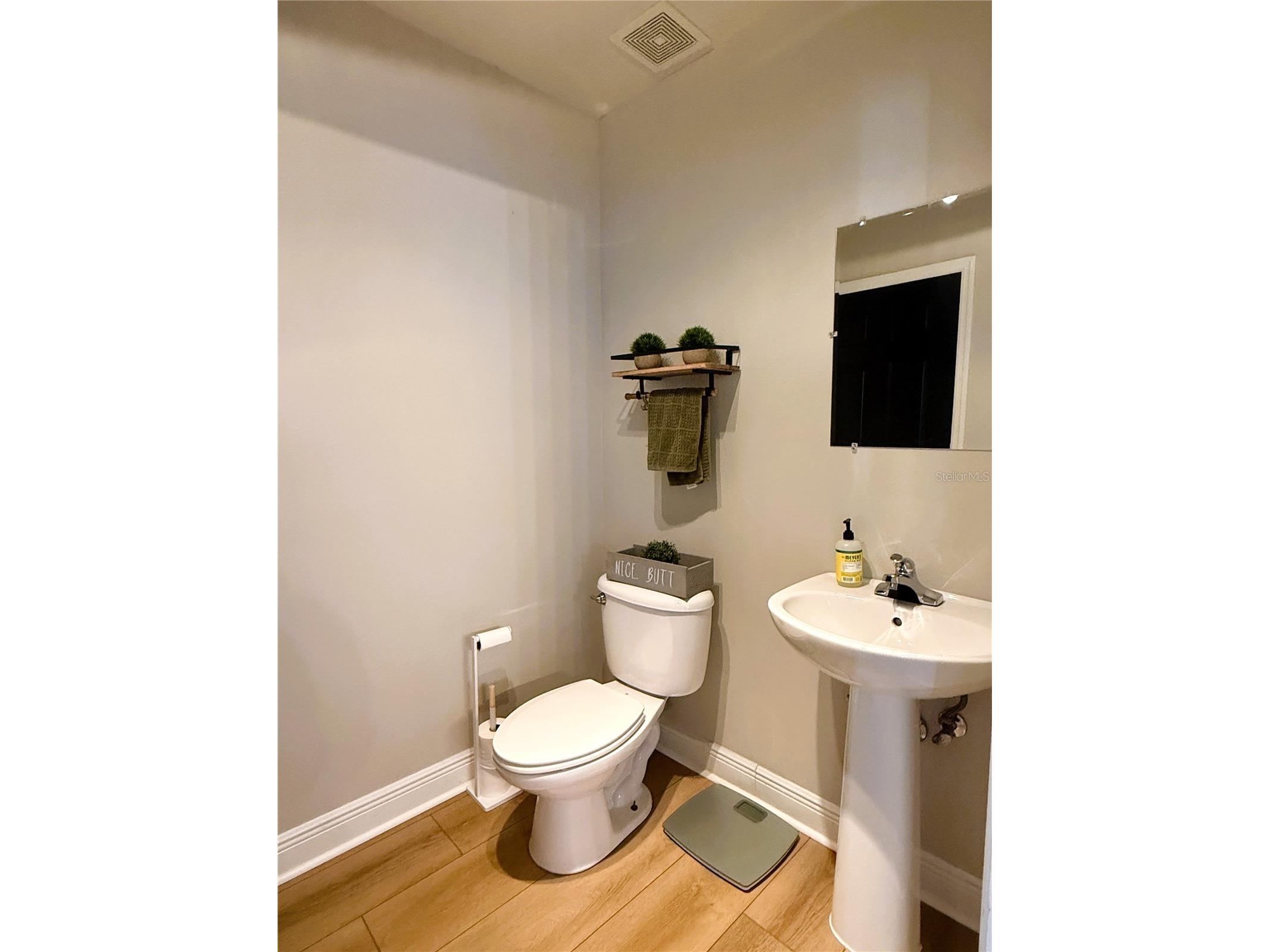 1934 W Spruce Street Tampa FL 33607 TB8516143 image10