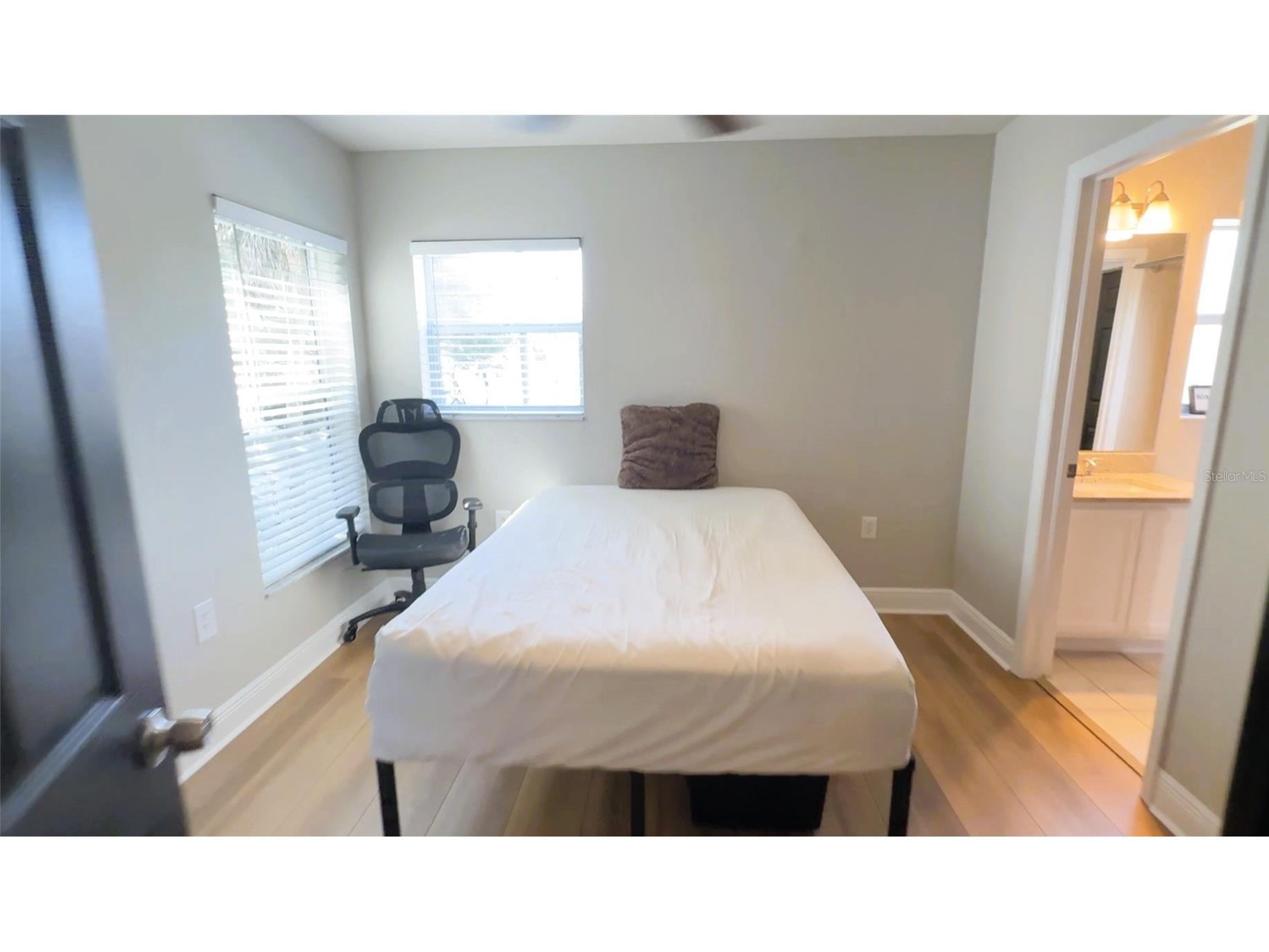 1934 W Spruce Street Tampa FL 33607 TB8516143 image27