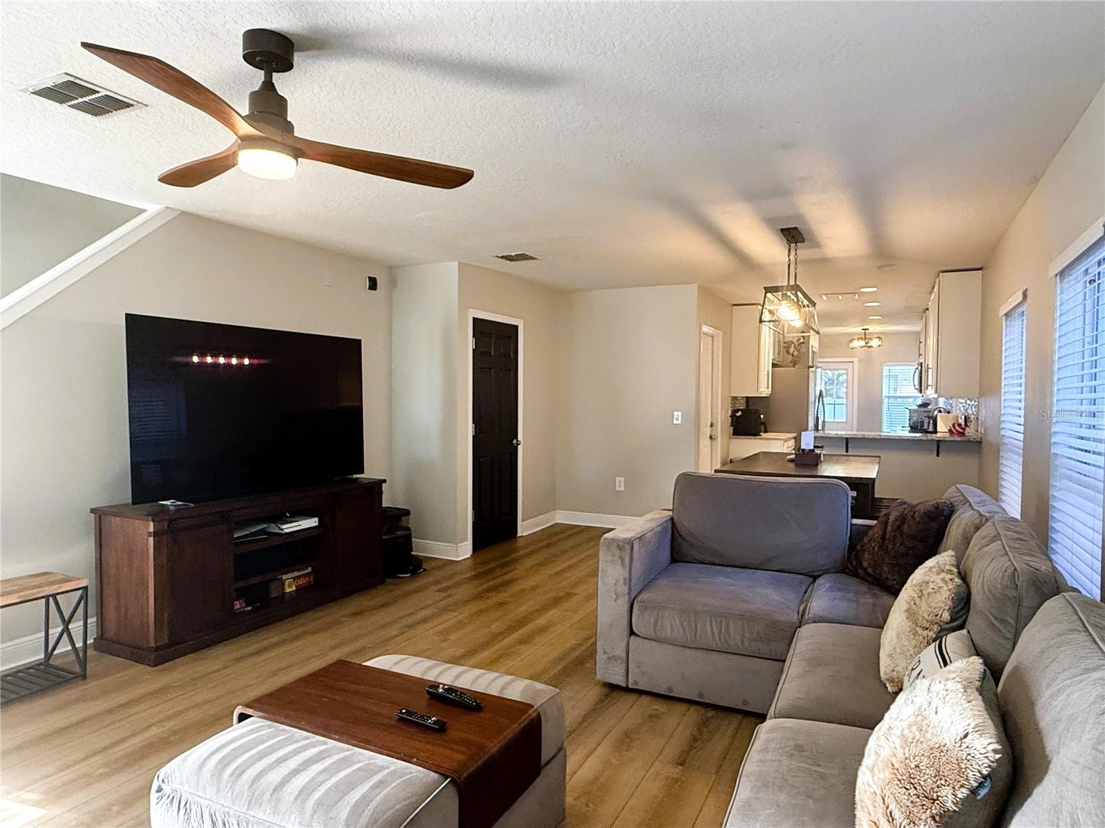 1934 W Spruce Street Tampa FL 33607 TB8516143 image6