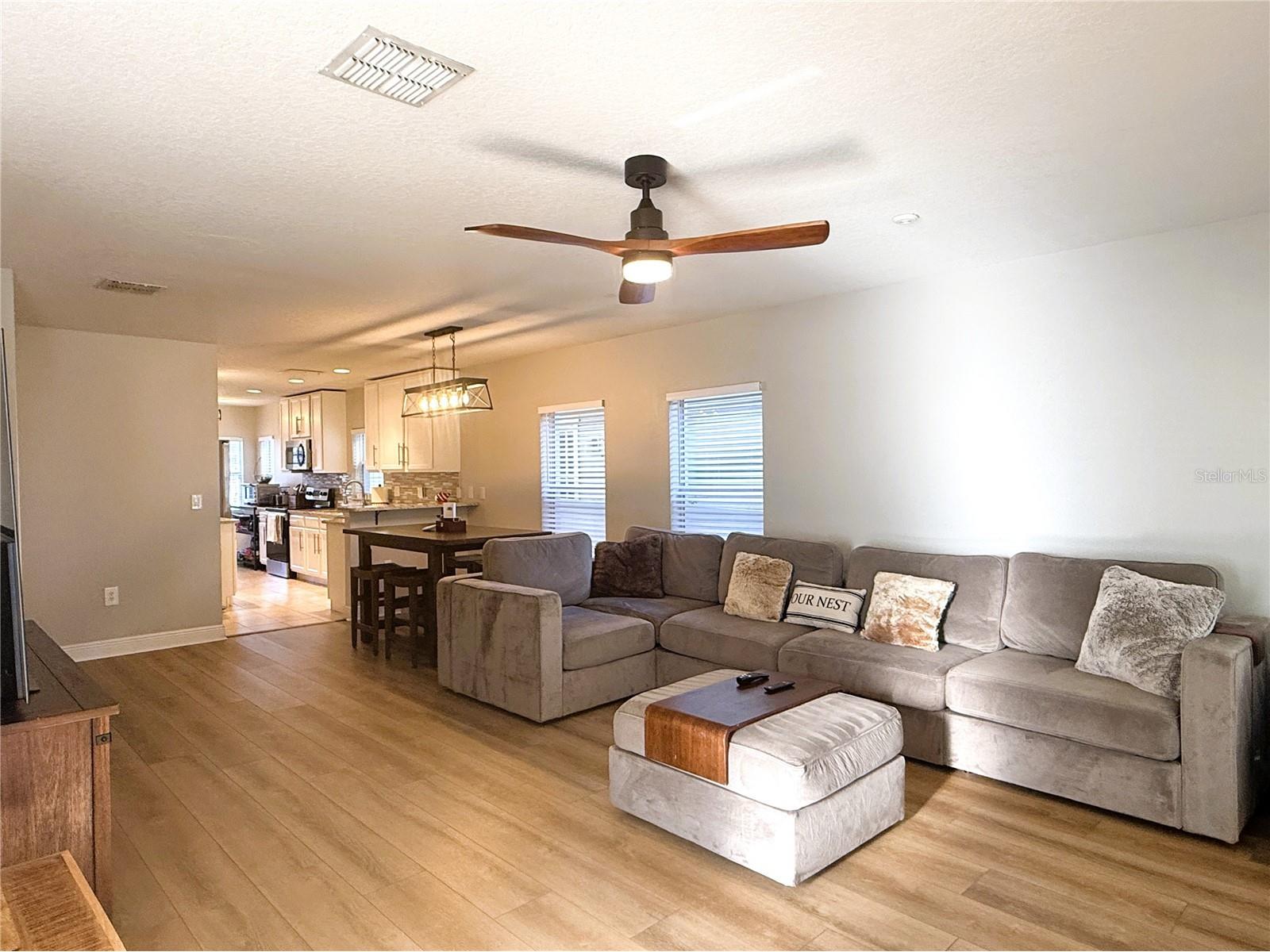1934 W Spruce Street Tampa FL 33607 TB8516143 image7