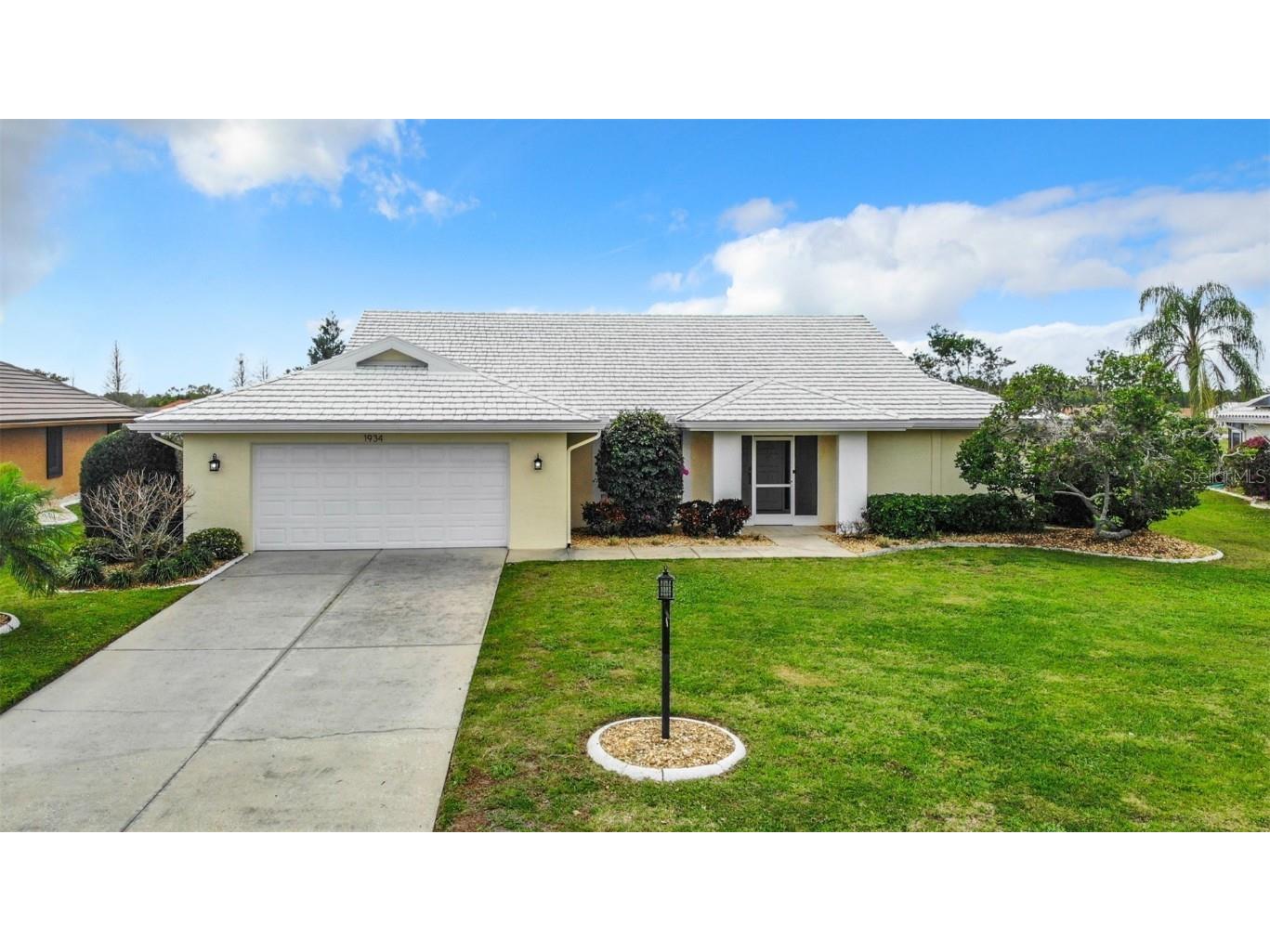 1934 Wolf Laurel Drive Sun City Center FL 33573 T3510489 image1