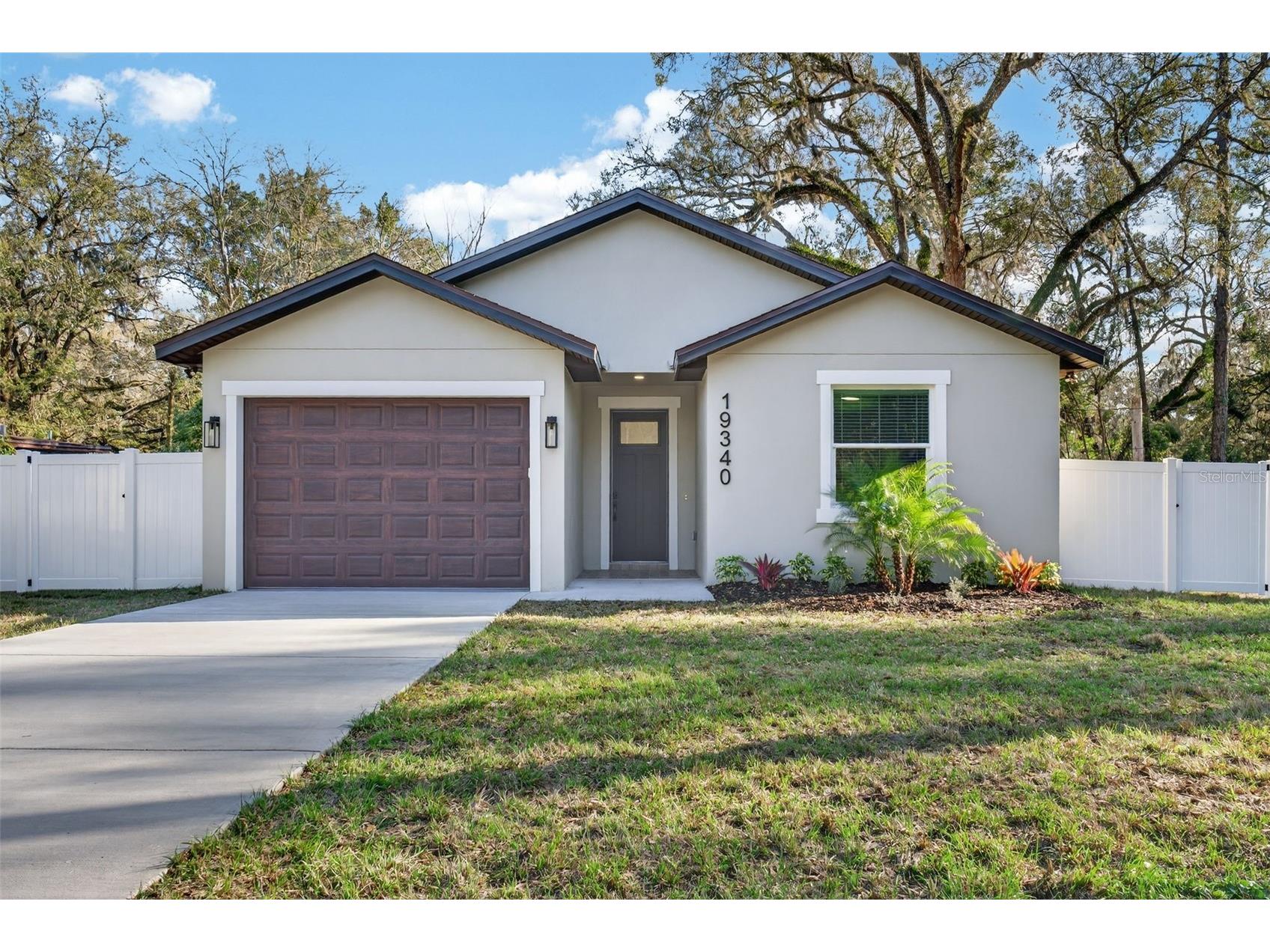 19340 Center Street Brooksville FL 34601 TB8481657 image1