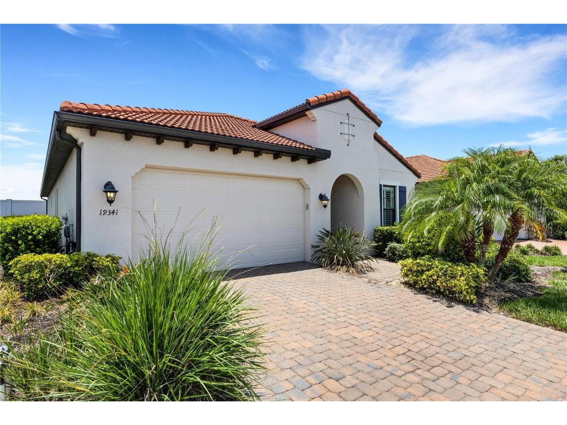 19341 Nearpoint Drive Venice FL 34292 N6127720 image1