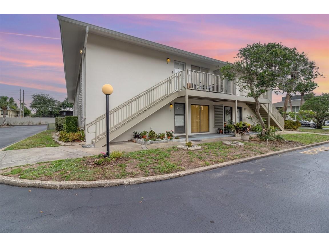 1935 Conway Road #A4 Orlando FL 32812 V4943130 image2