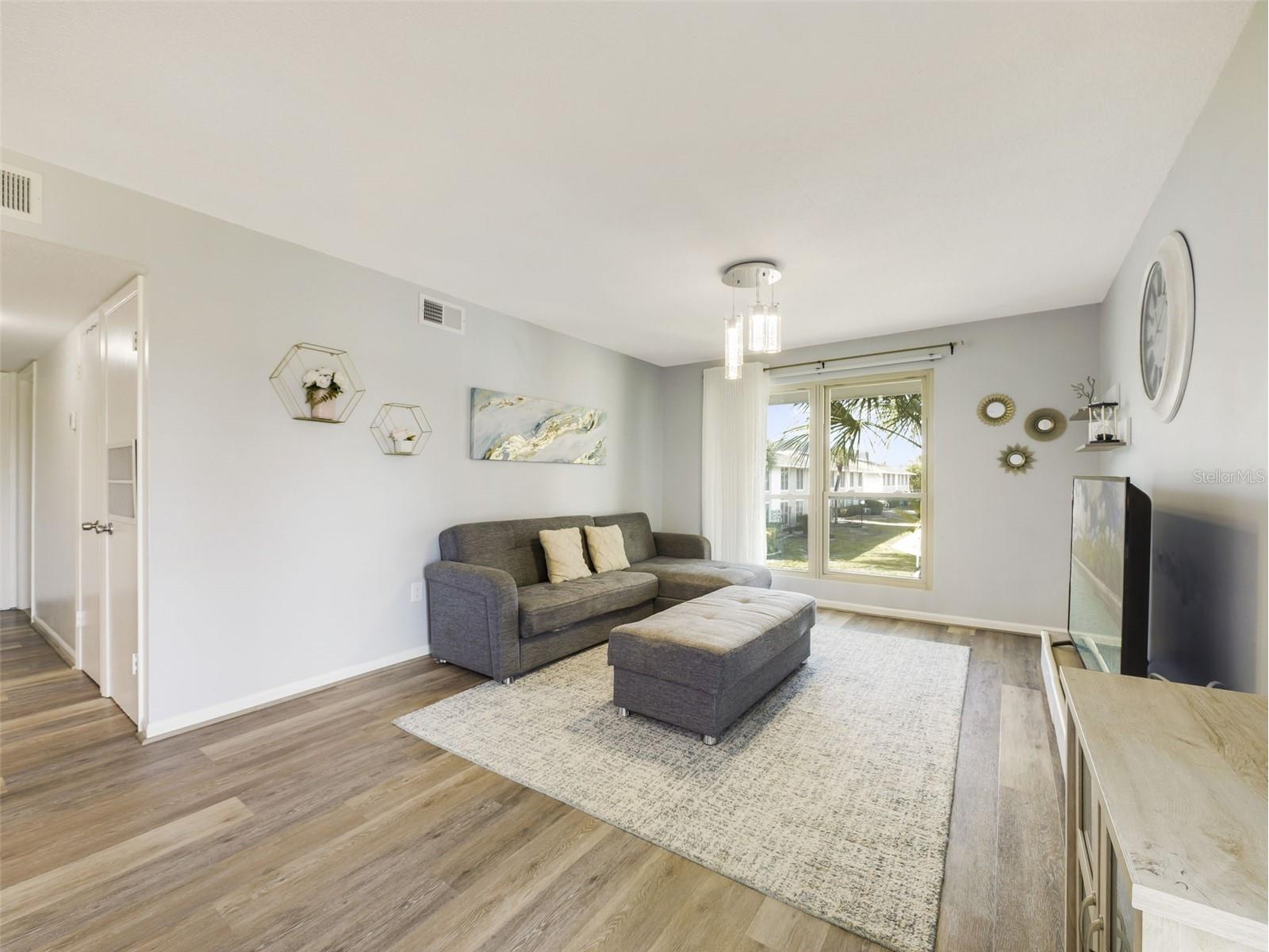 1935 Conway Road #F5 Orlando FL 32812 O6373773 image3