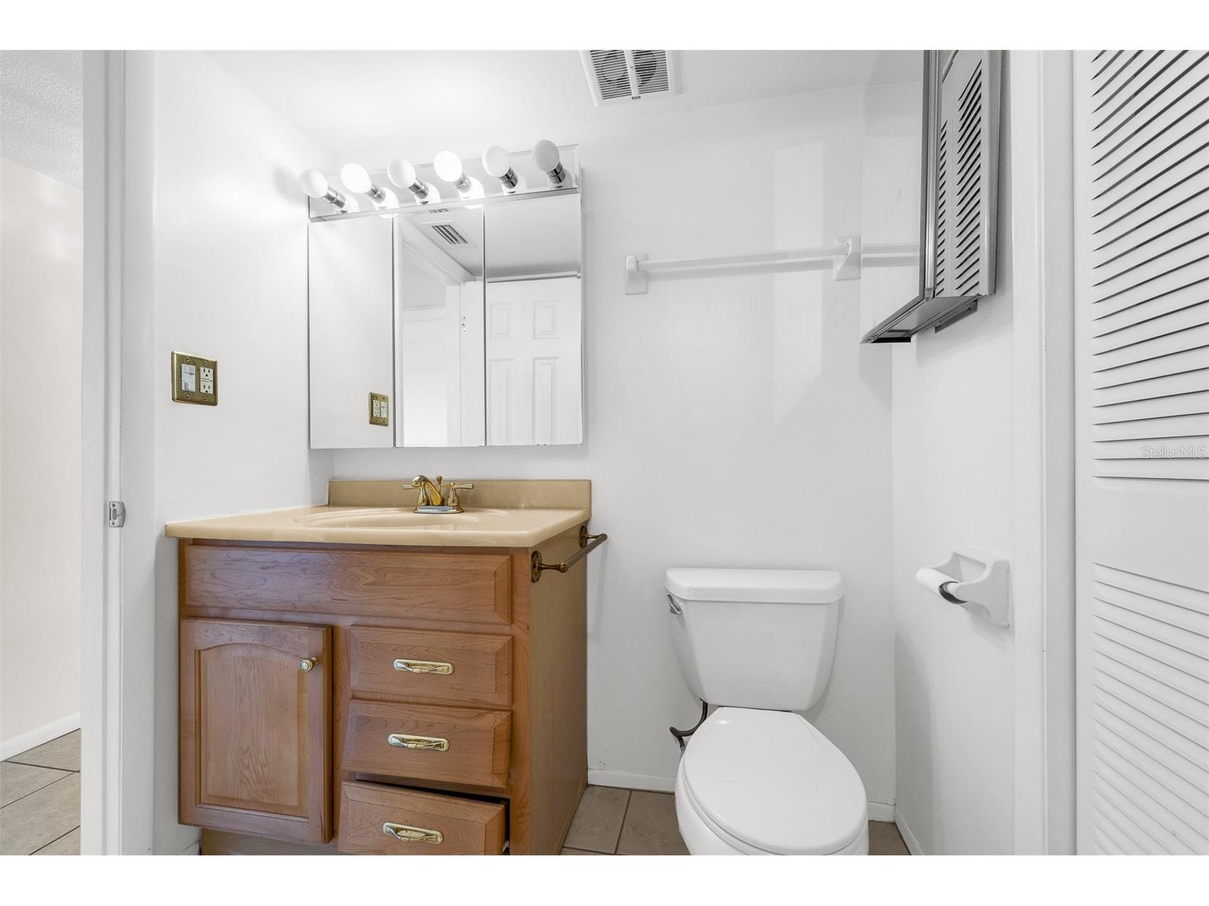 1935 Conway Road #R3 Orlando FL 32812 O6375500 image16