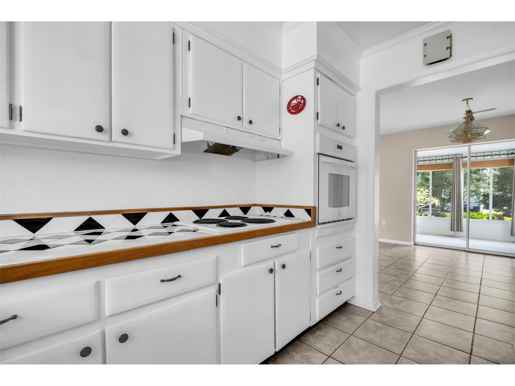 1935 Jeffords Street Clearwater FL 33764 TB8506048 image15