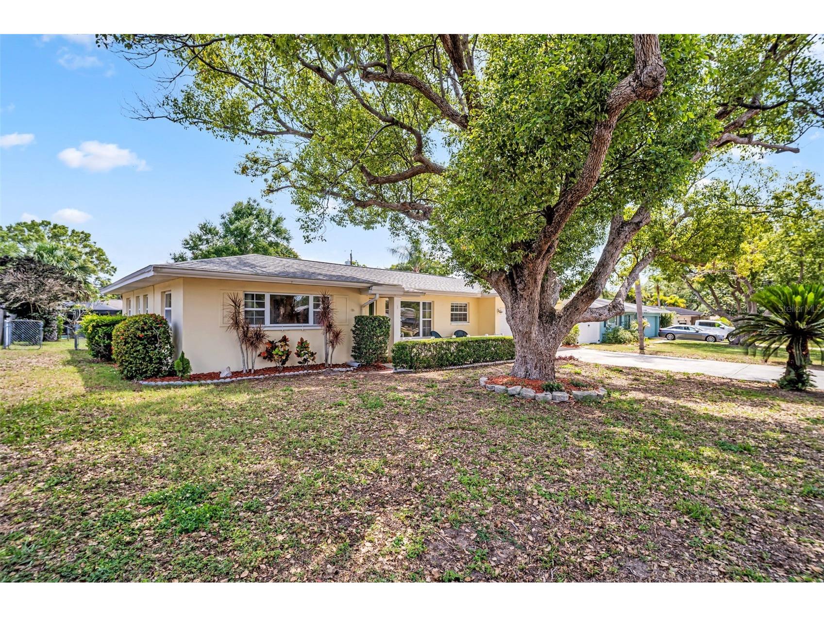 1935 Jeffords Street Clearwater FL 33764 TB8506048 image3