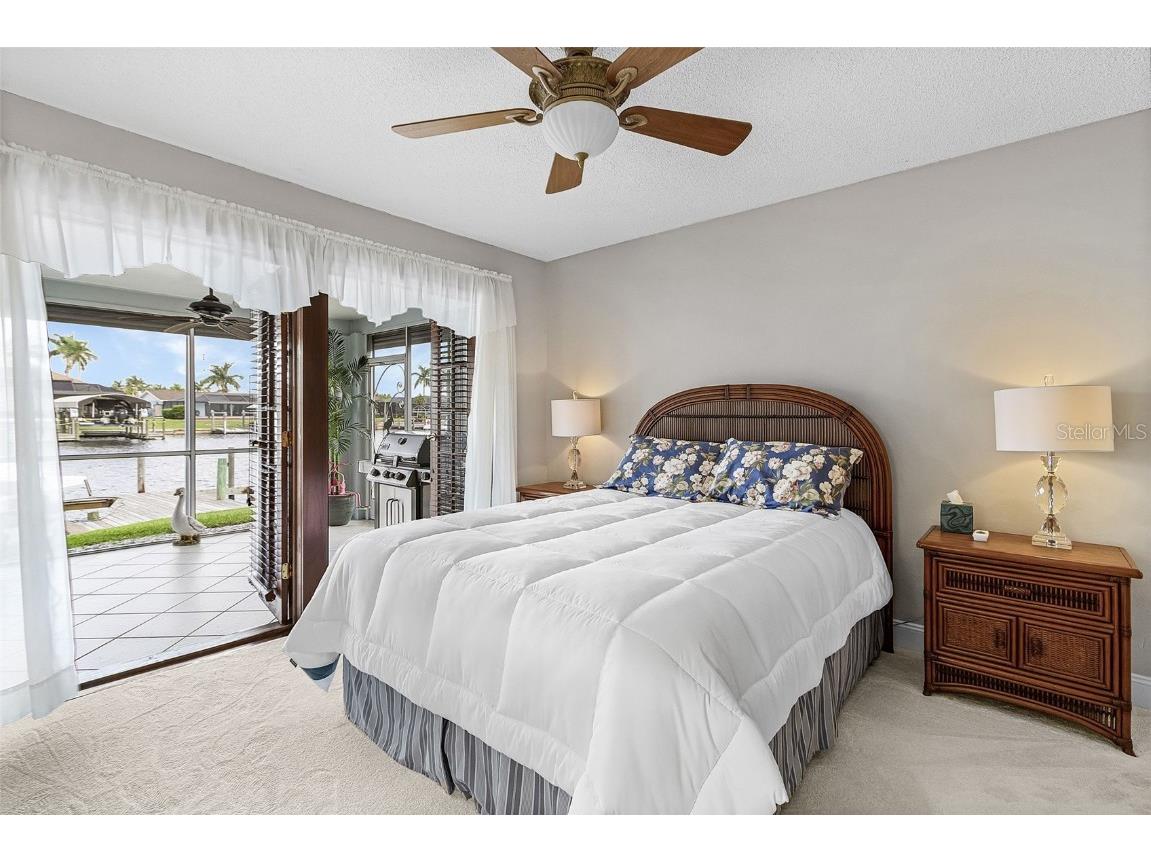 1935 SE 36th Terrace Cape Coral FL 33904 - CALOOSAHATCHEE RIVER TB8433541 image28