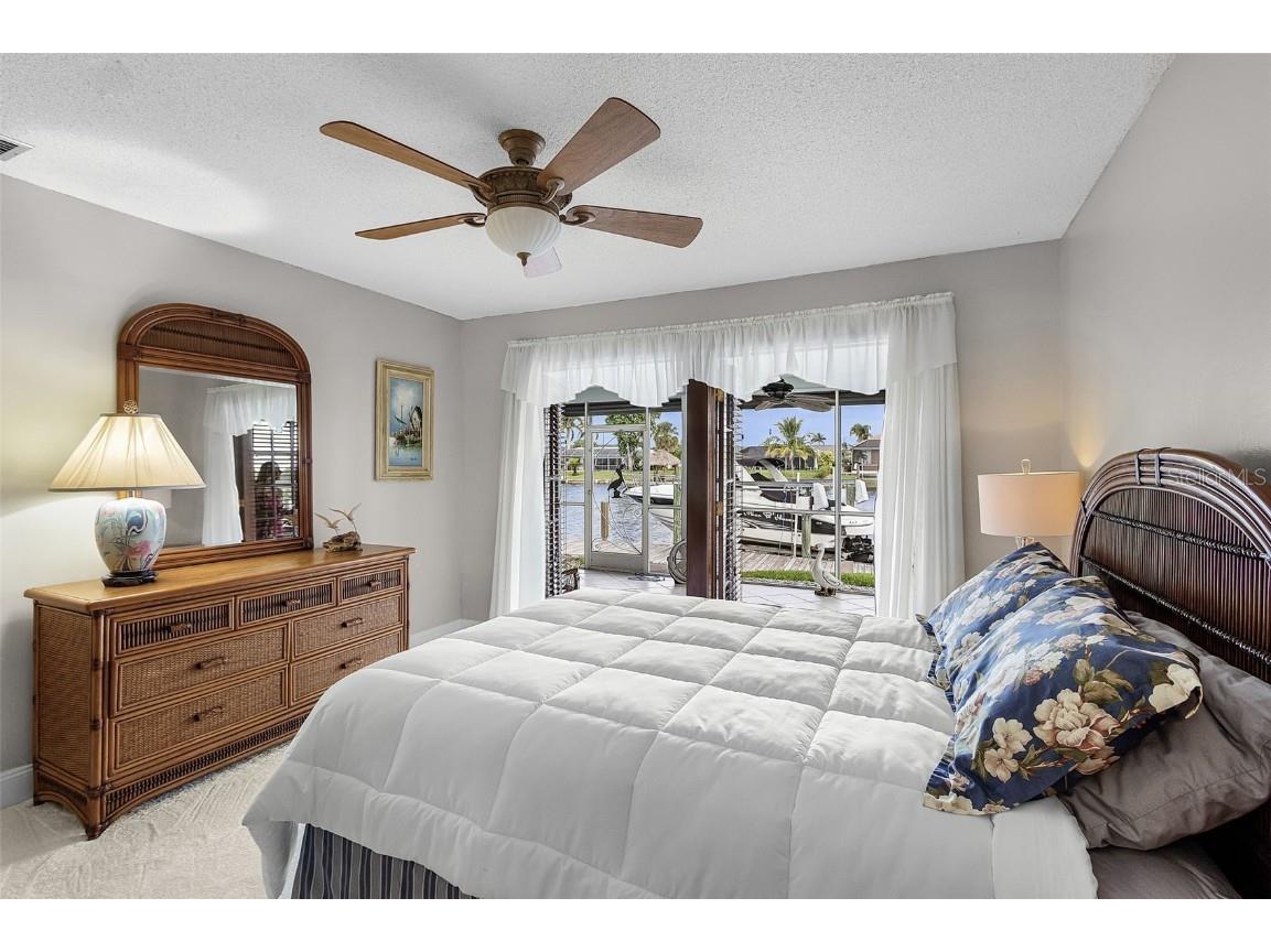 1935 SE 36th Terrace Cape Coral FL 33904 - CALOOSAHATCHEE RIVER TB8433541 image29