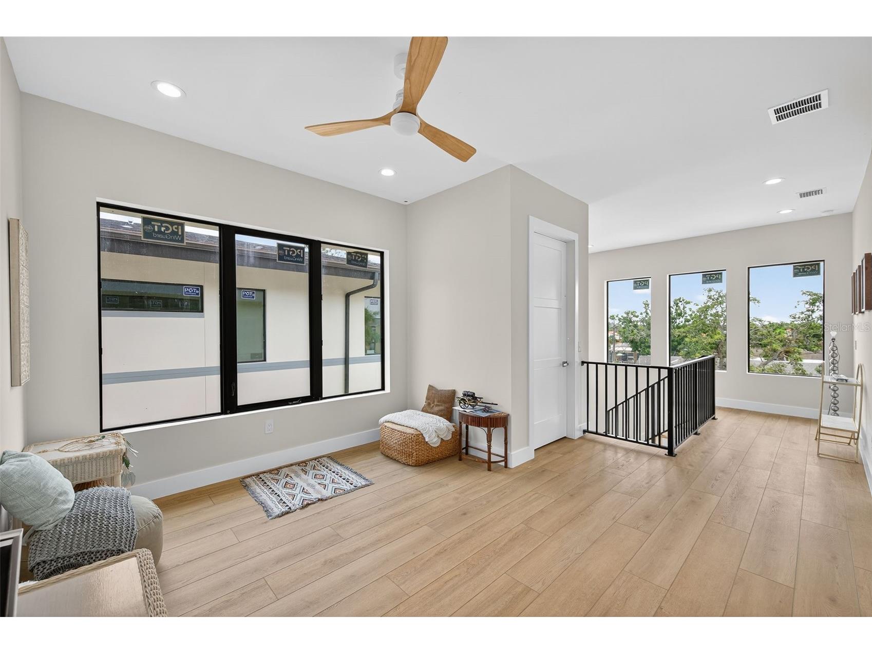 1935 Shore Acres Boulevard NE Saint Petersburg FL 33703 TB8506518 image23