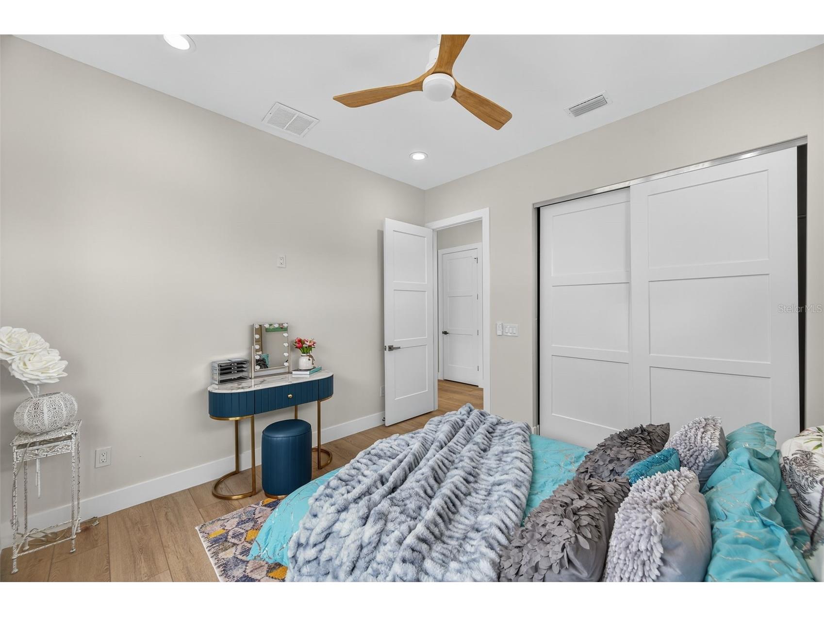 1935 Shore Acres Boulevard NE Saint Petersburg FL 33703 TB8506518 image26