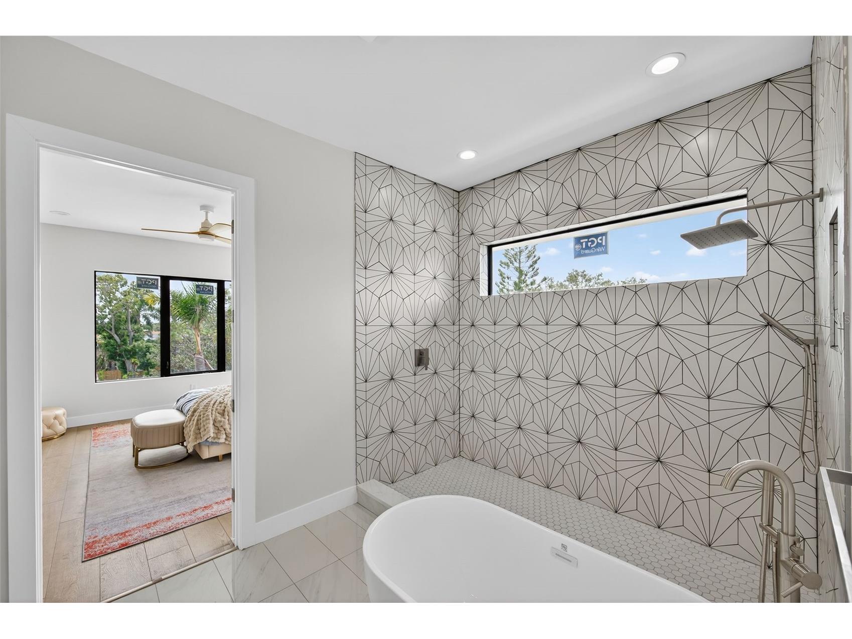1935 Shore Acres Boulevard NE Saint Petersburg FL 33703 TB8506518 image29