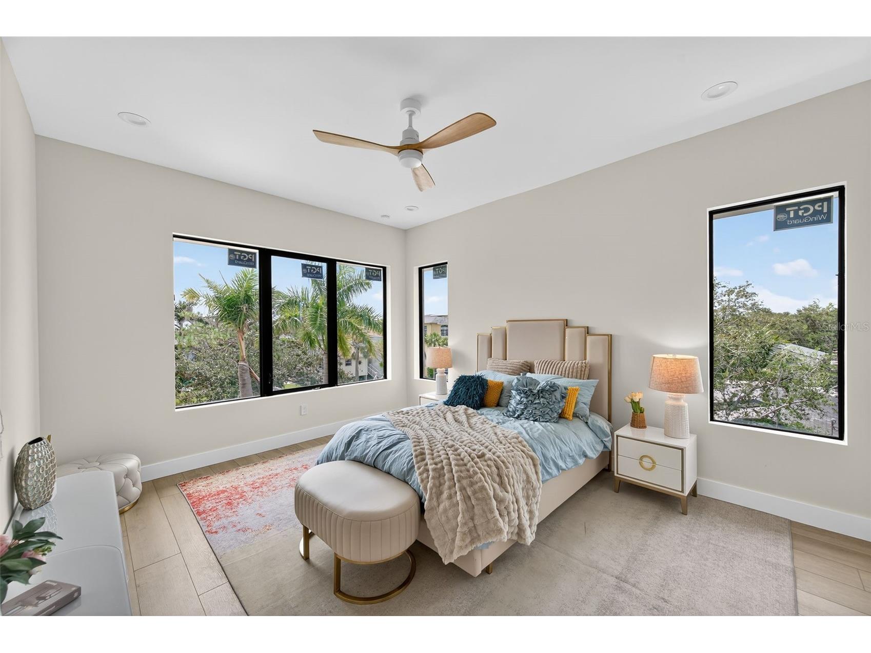1935 Shore Acres Boulevard NE Saint Petersburg FL 33703 TB8506518 image37