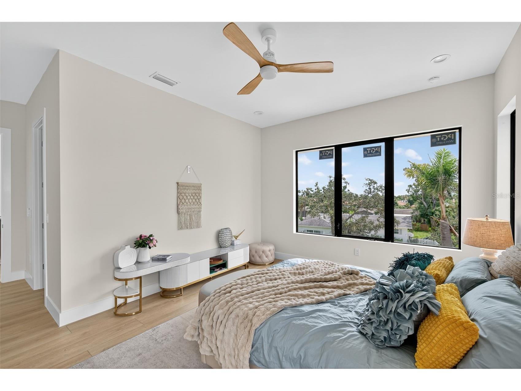 1935 Shore Acres Boulevard NE Saint Petersburg FL 33703 TB8506518 image38