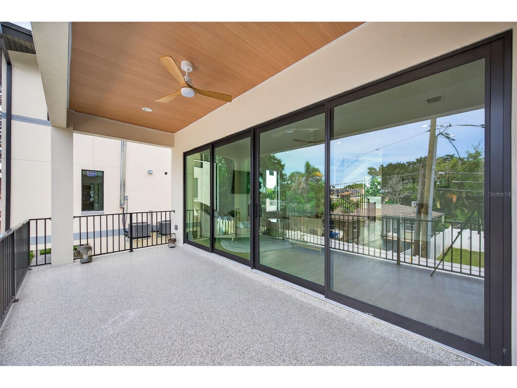 1935 Shore Acres Boulevard NE Saint Petersburg FL 33703 TB8506518 image45