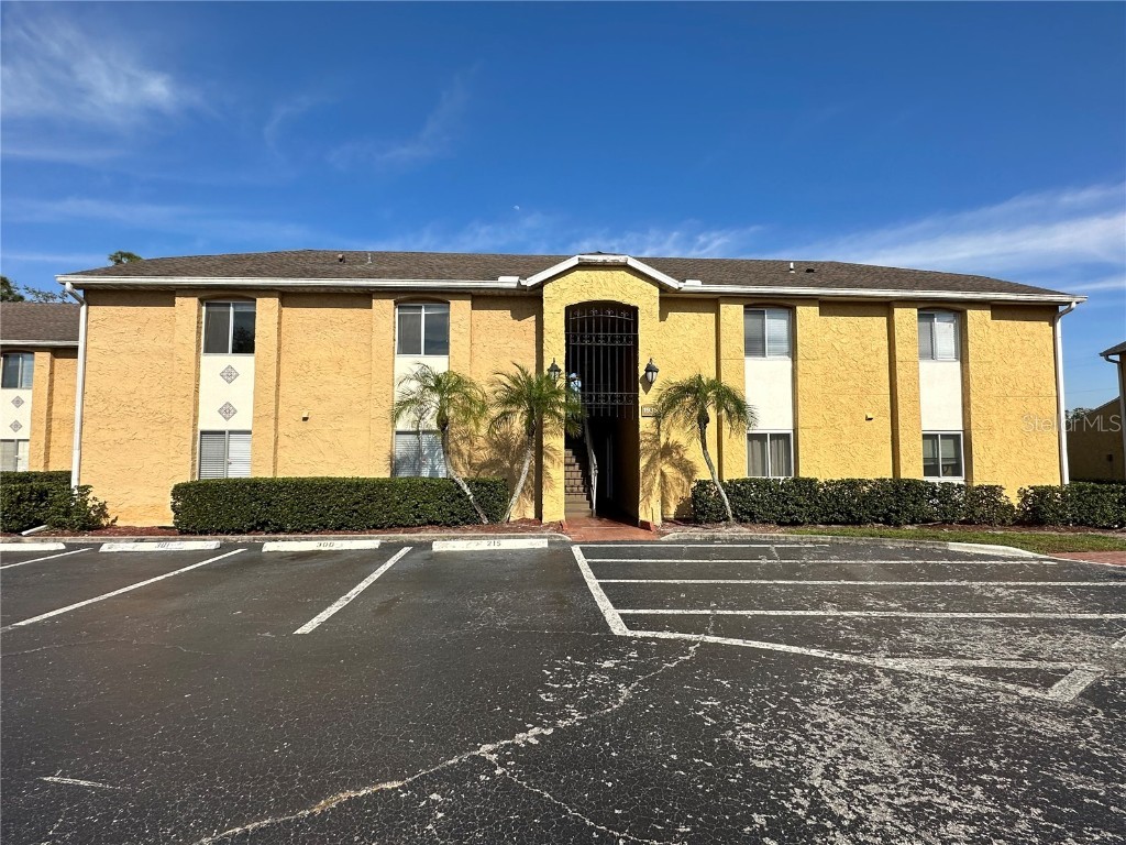 1935 Toucan Way #303 Sarasota FL 34232 A4560068 image1