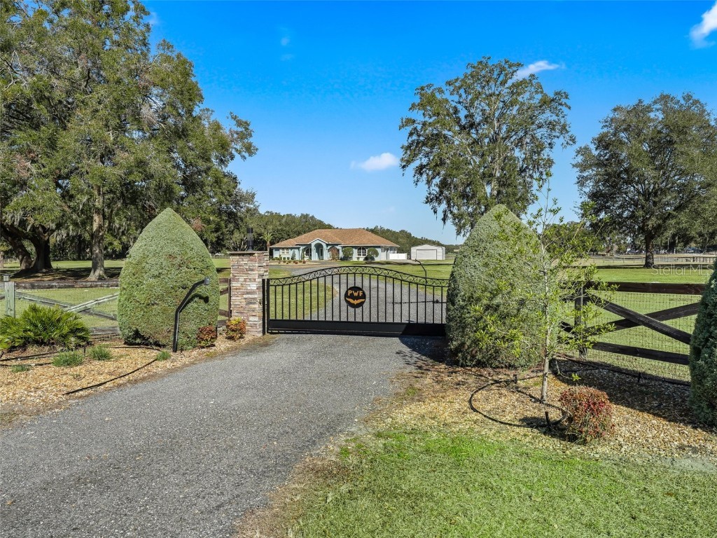 19351 E Levy Street Williston FL 32696 OM713622 image4