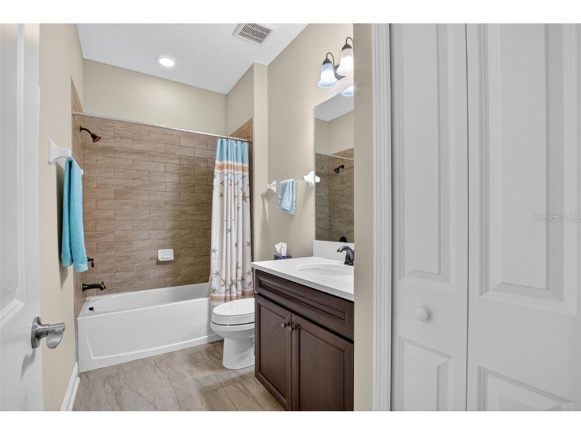 19356 Hawk Valley Drive Tampa FL 33647 TB8436498 image15