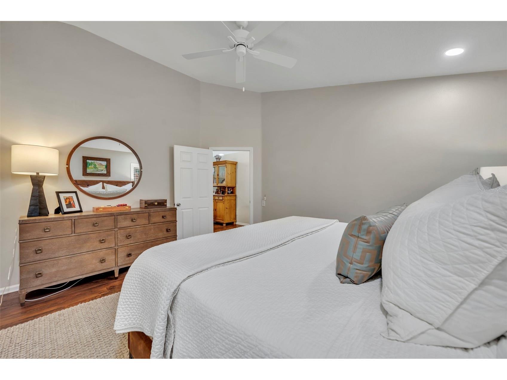 1936 Burchstone Drive Orlando FL 32806 O6410406 image16